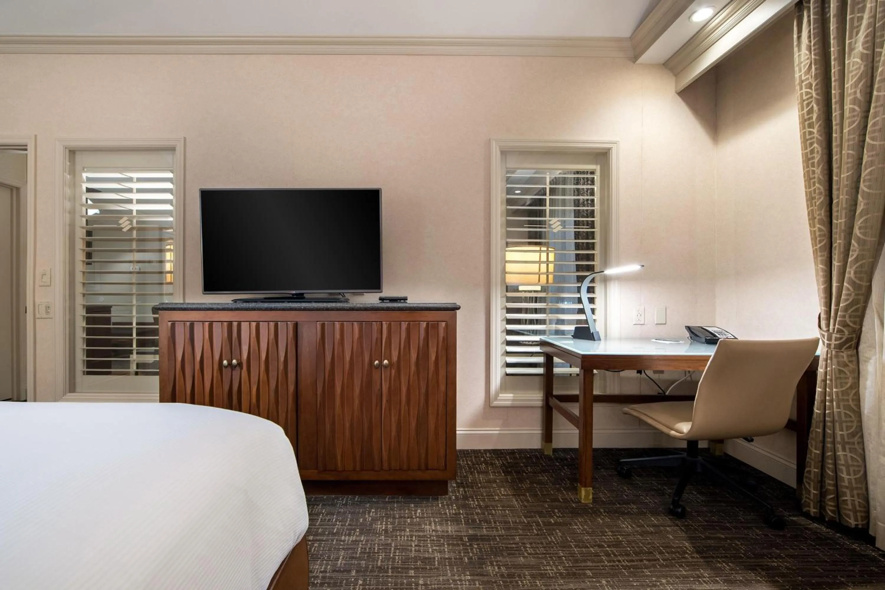 Photo of the whole room, Bed in Eden Resort and Suites, BW Premier Collection