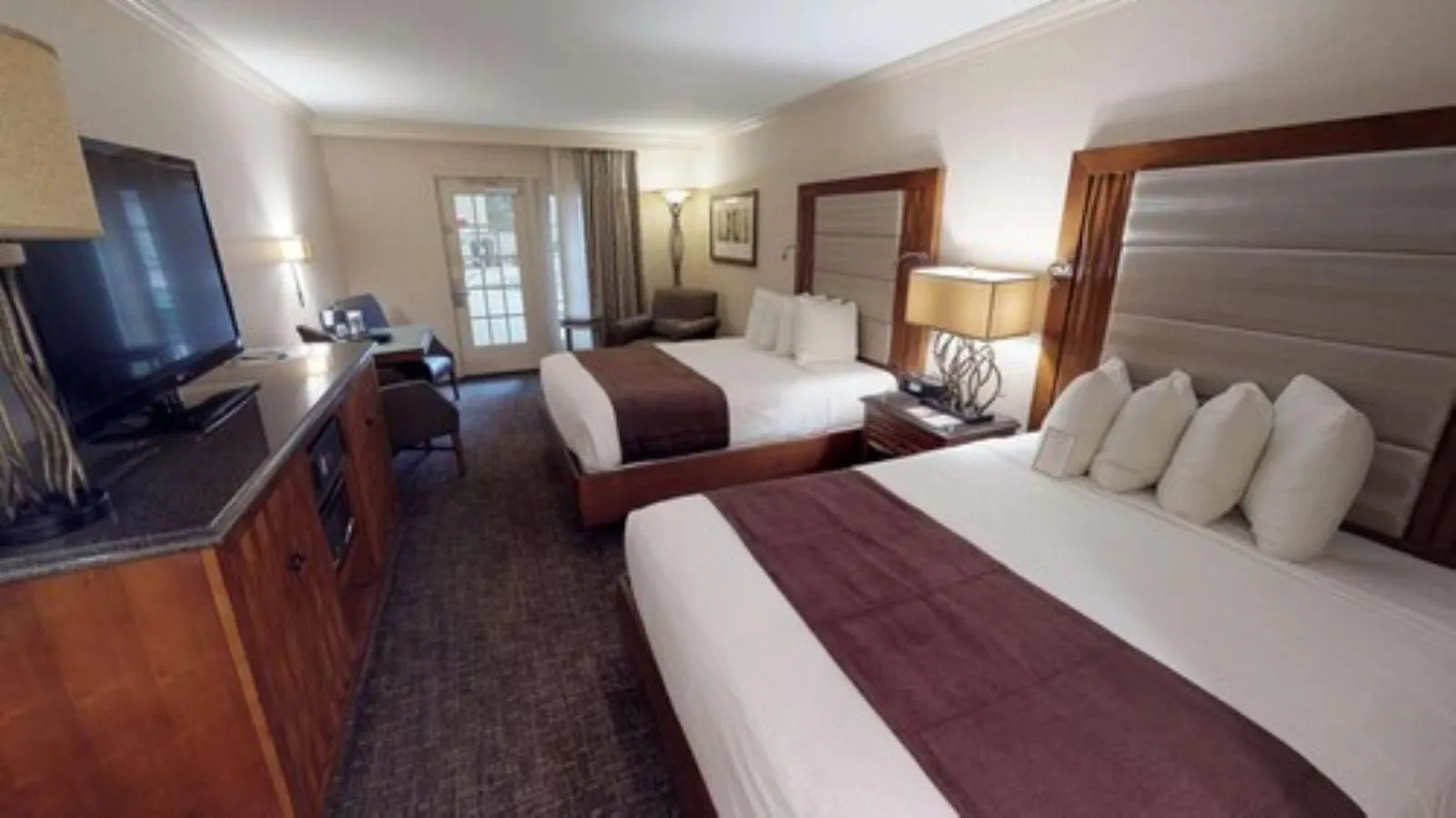 Bed in Eden Resort and Suites, BW Premier Collection