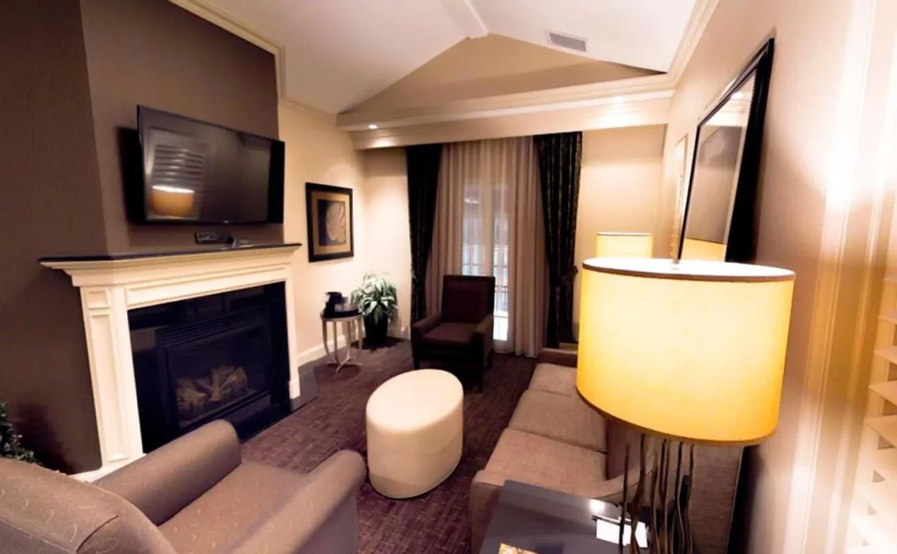 Living room in Eden Resort and Suites, BW Premier Collection