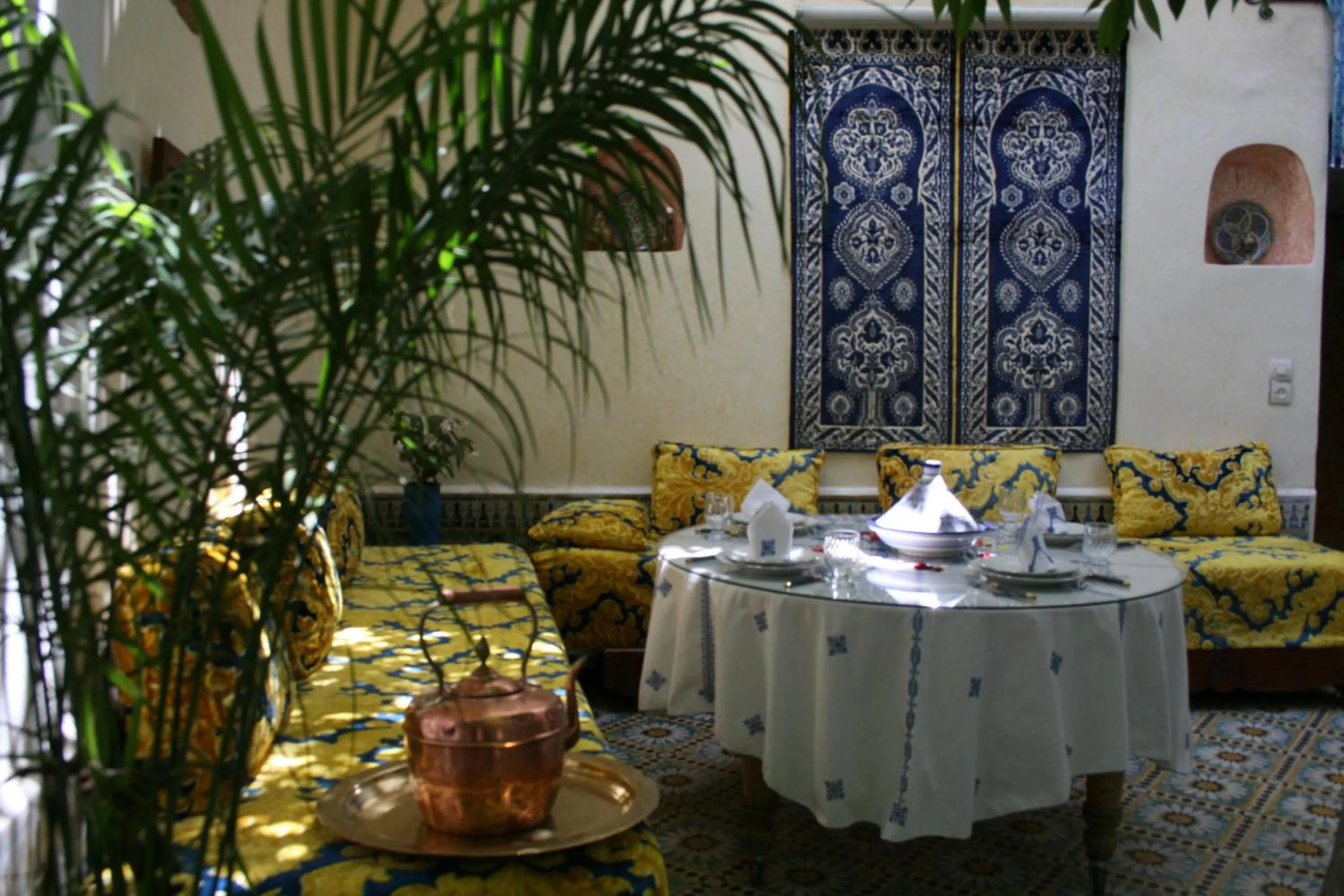 Restaurant/places to eat in Riad Lalla Fatima