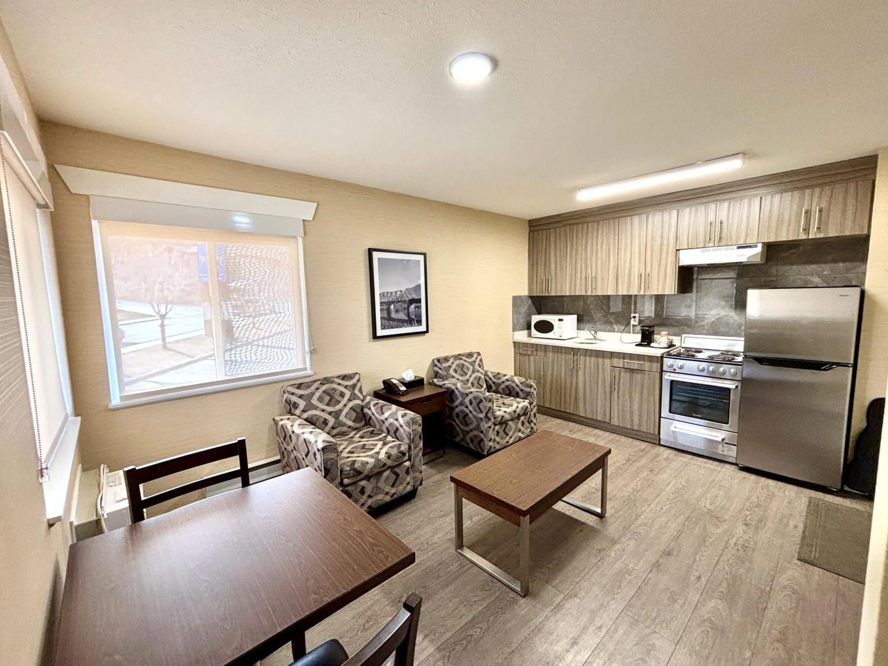 Living room in Rodeway Inn & Suites