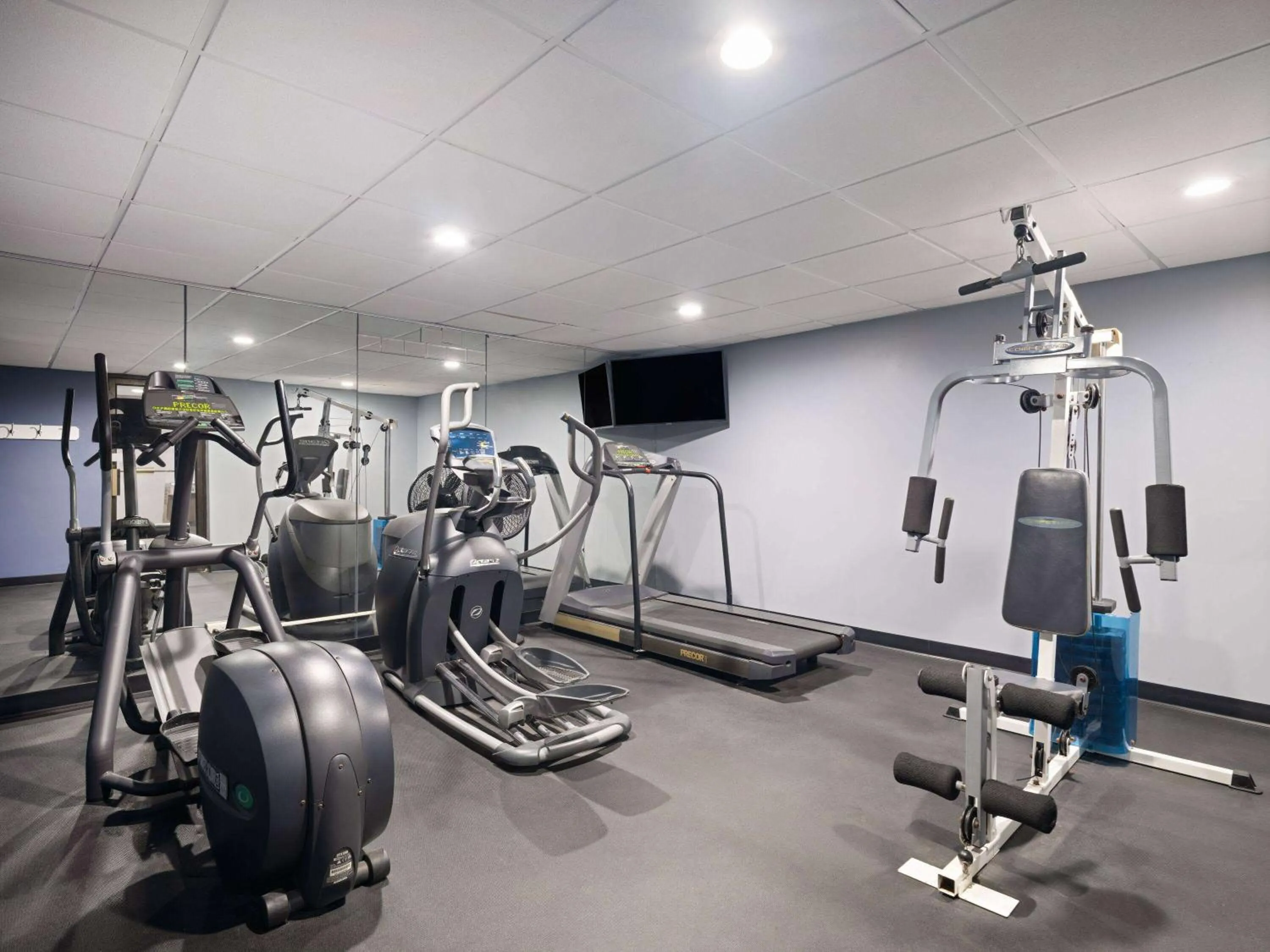 AmericInn by Wyndham Woodstock IL