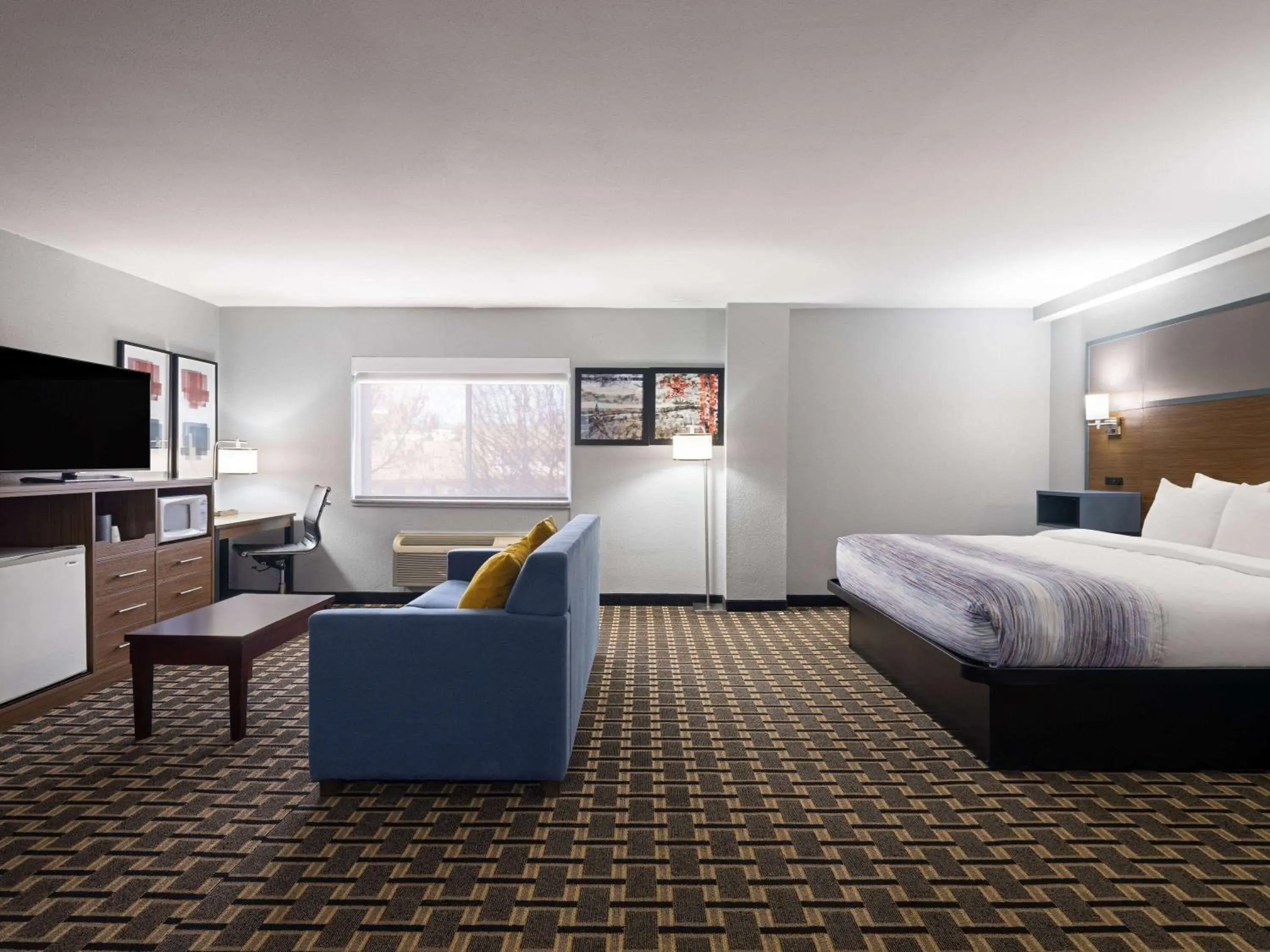 Deluxe King Room - Non-Smoking in Best Western Woodstock Inn Deluxe King Room - Non-Smoking in Best Western Woodstock Inn