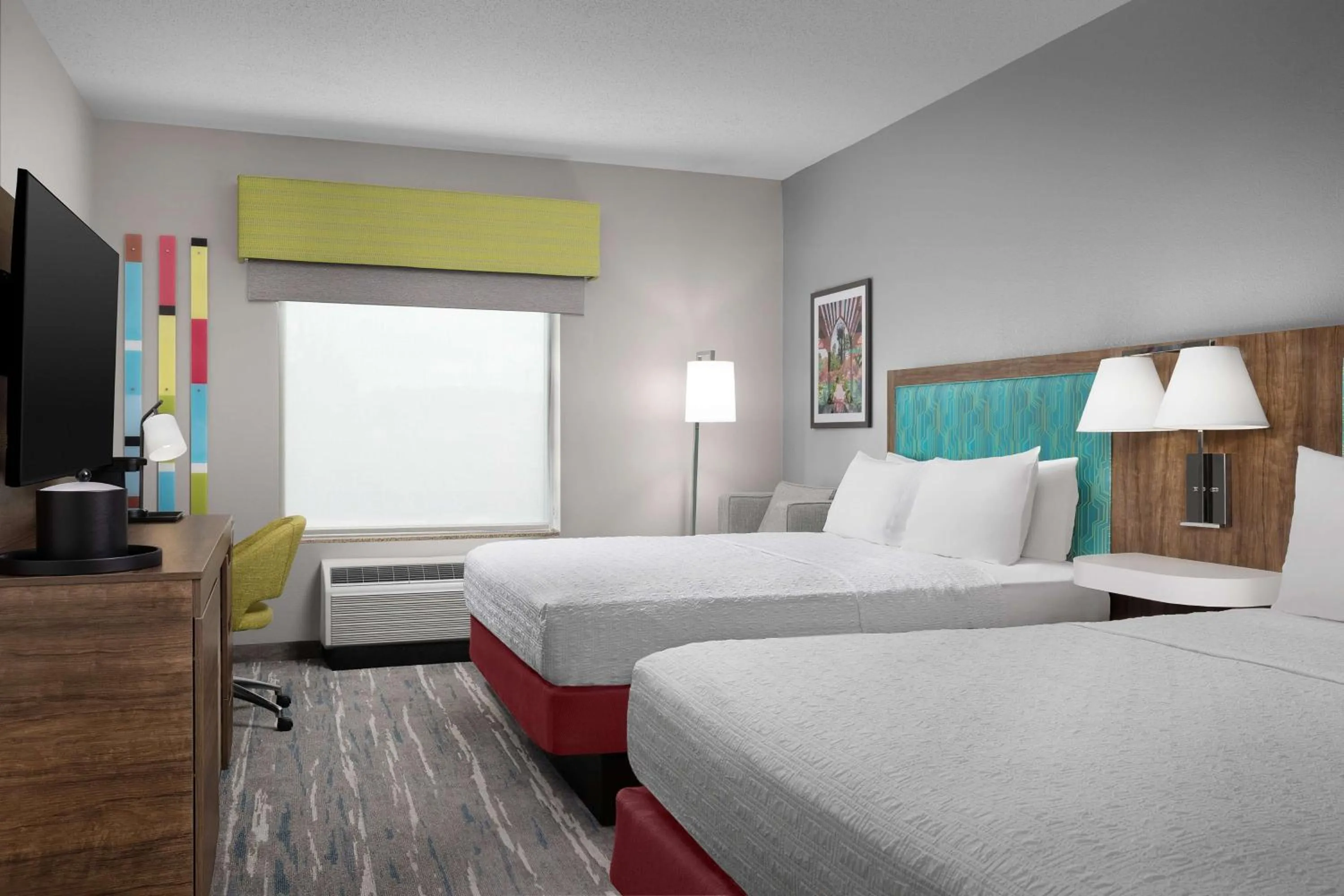 Bed in Hampton Inn & Suites Durham North I-85