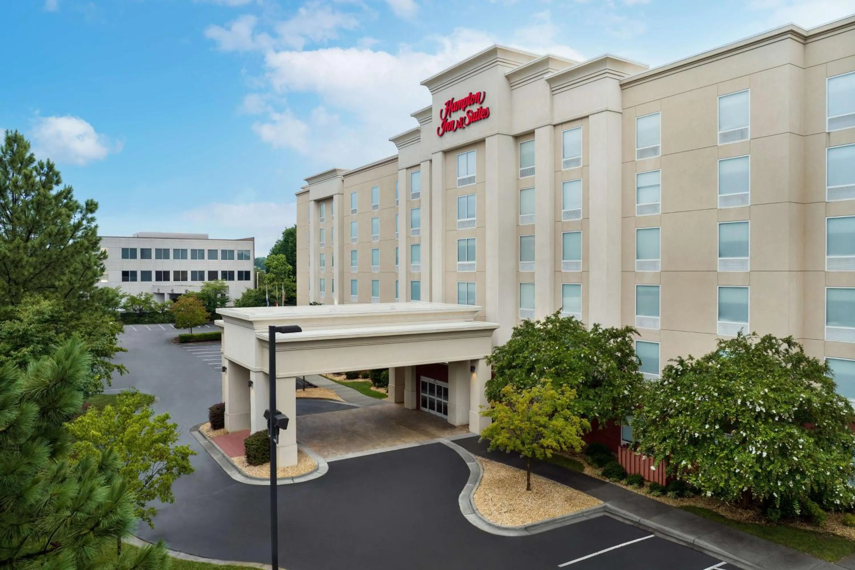 Property building in Hampton Inn & Suites Durham North I-85