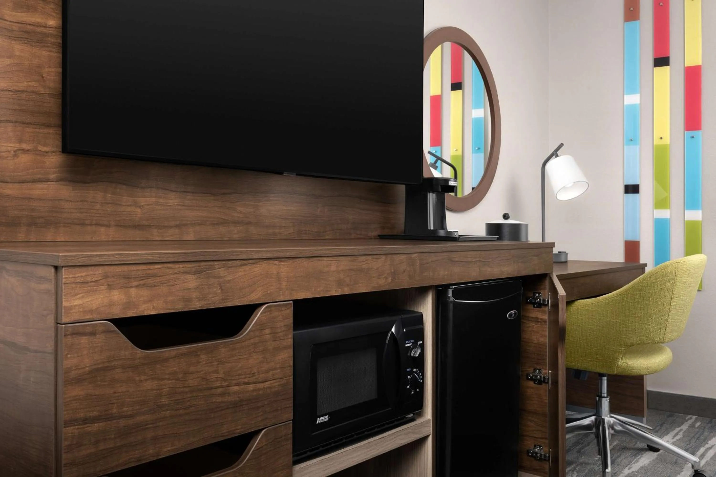 Bedroom in Hampton Inn & Suites Durham North I-85