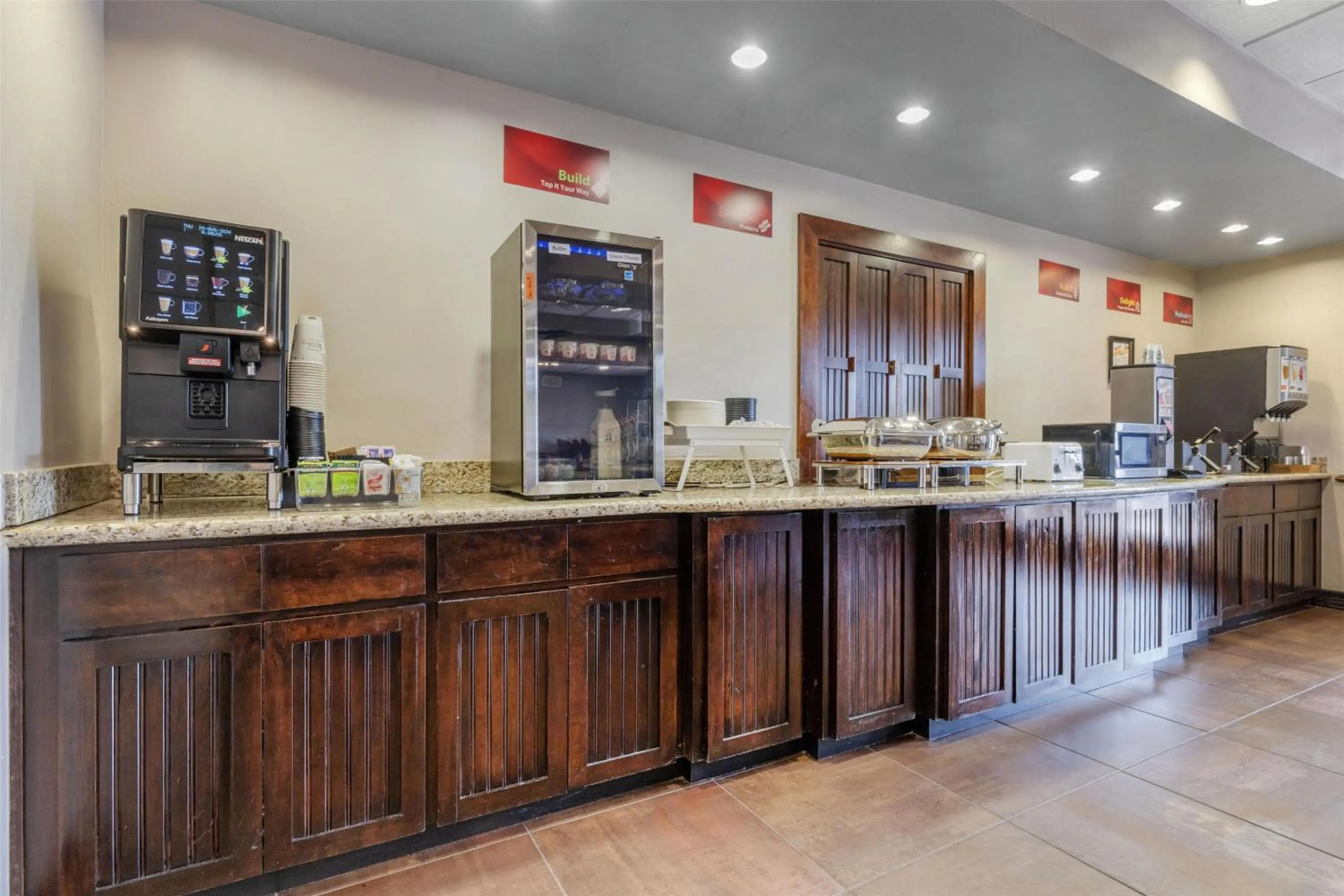 Restaurant/places to eat in Best Western PLUS Cimarron Hotel & Suites