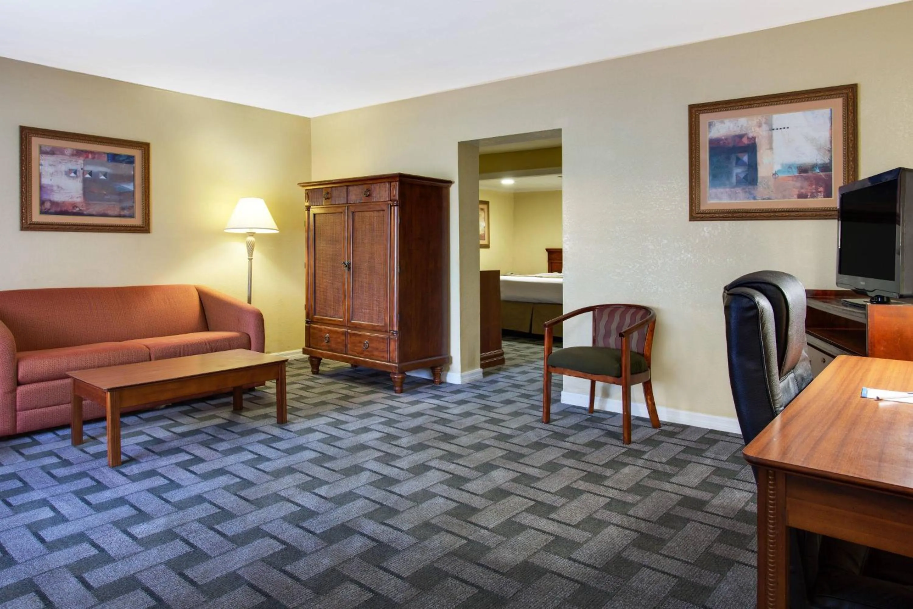 Baymont by Wyndham Lake City I-75