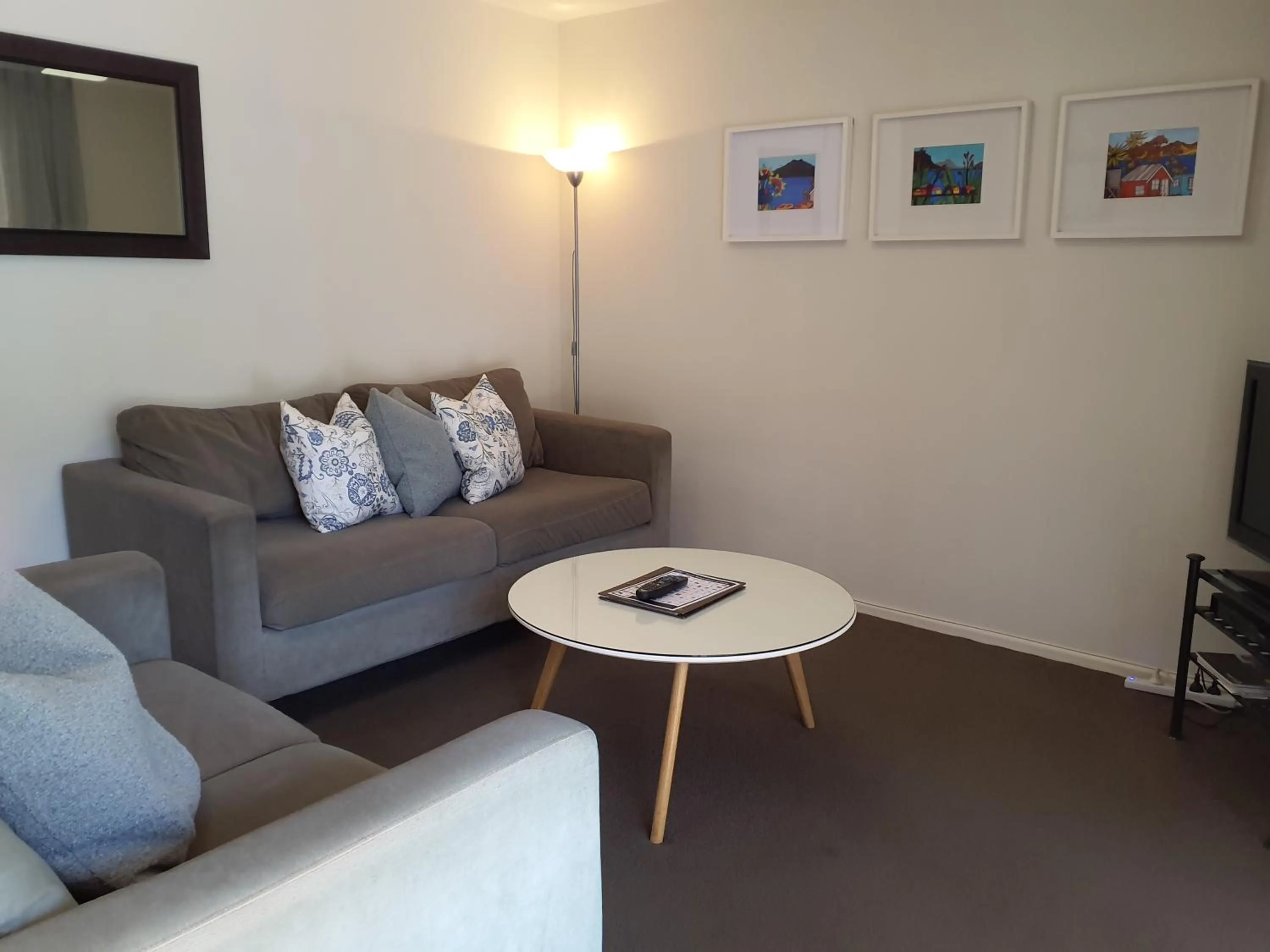 Seating area in Tuscana Motor Lodge