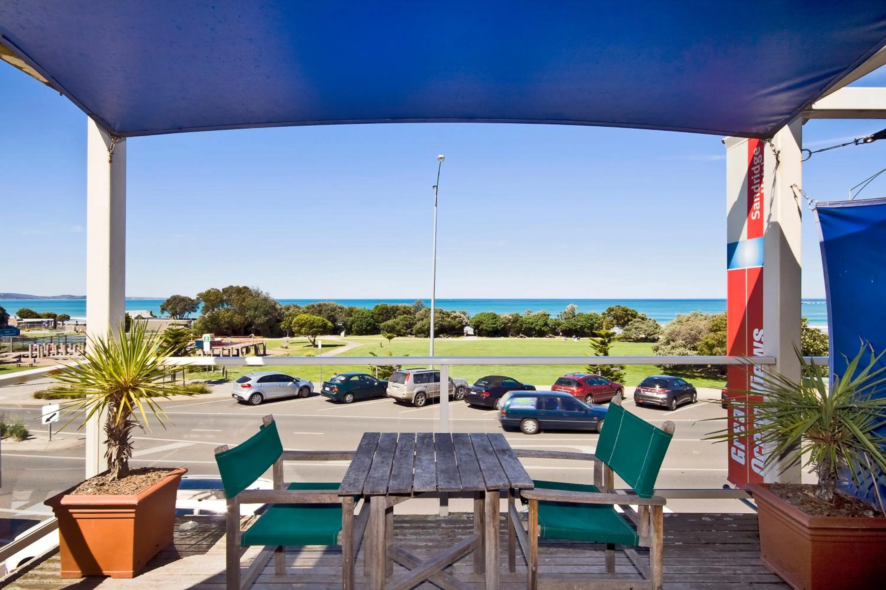 Balcony/Terrace in The Sandridge Motel