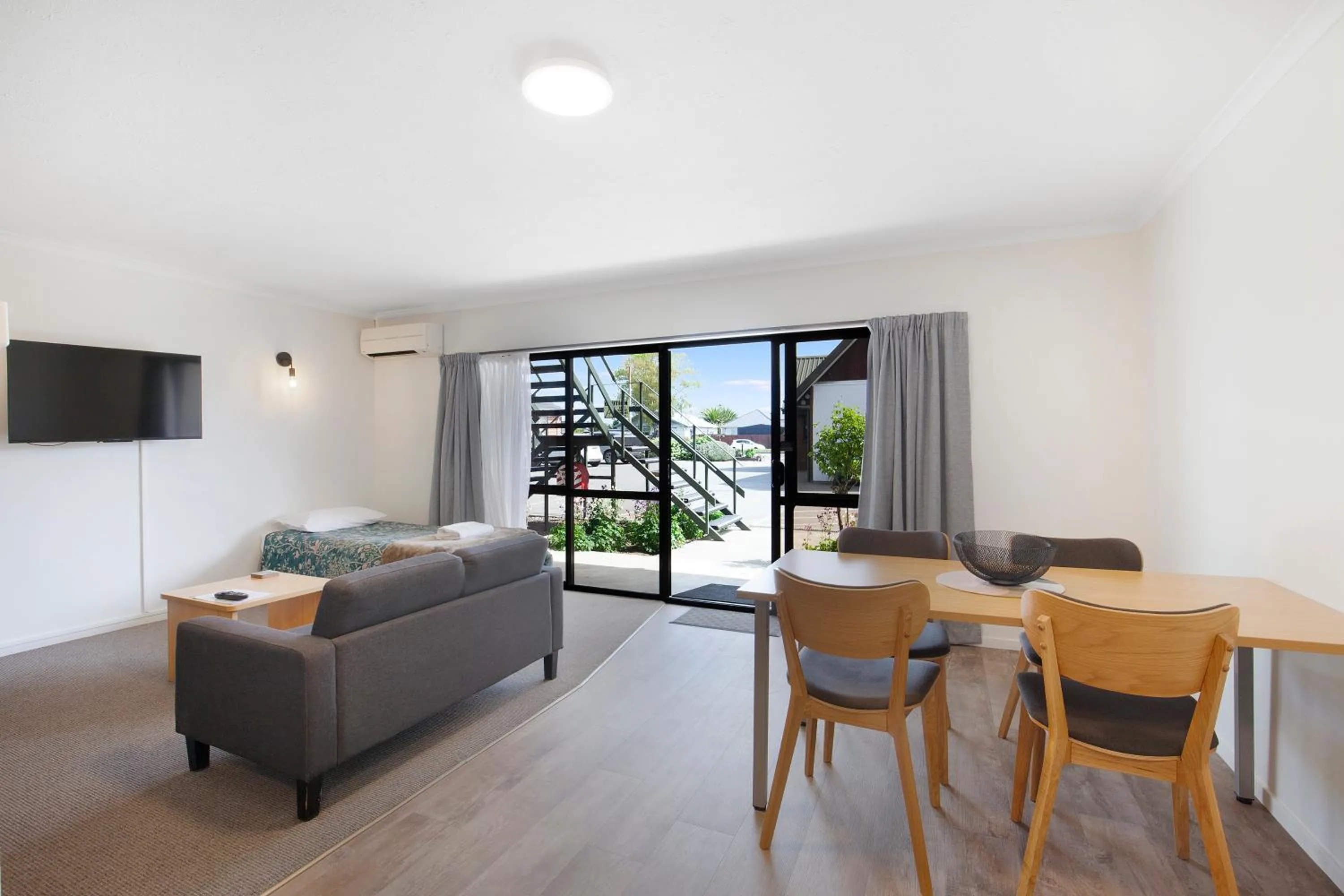 acessibility in Garden City Motel