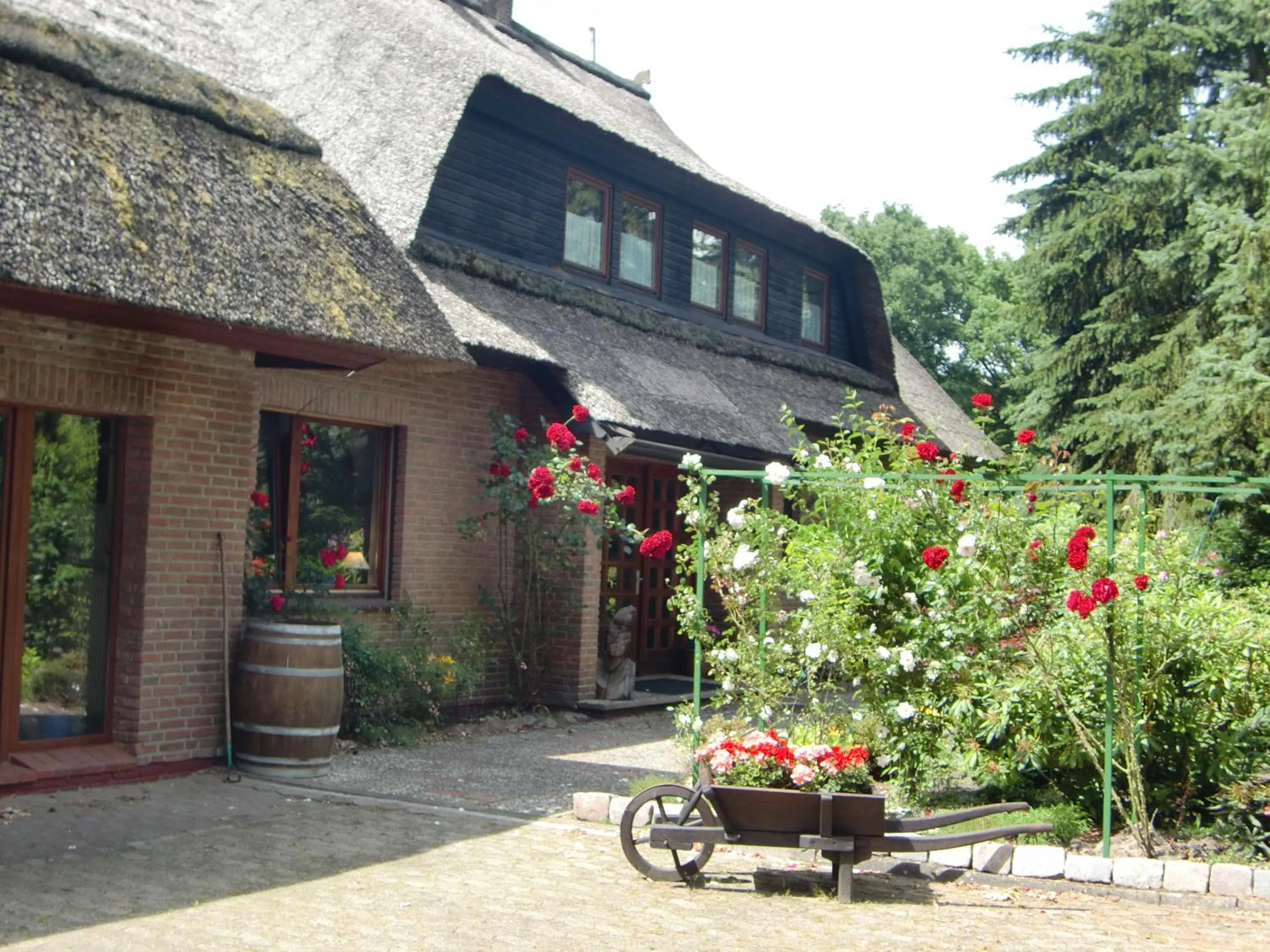 Property building in Bei Ulbrichs Hotel garni & Catering