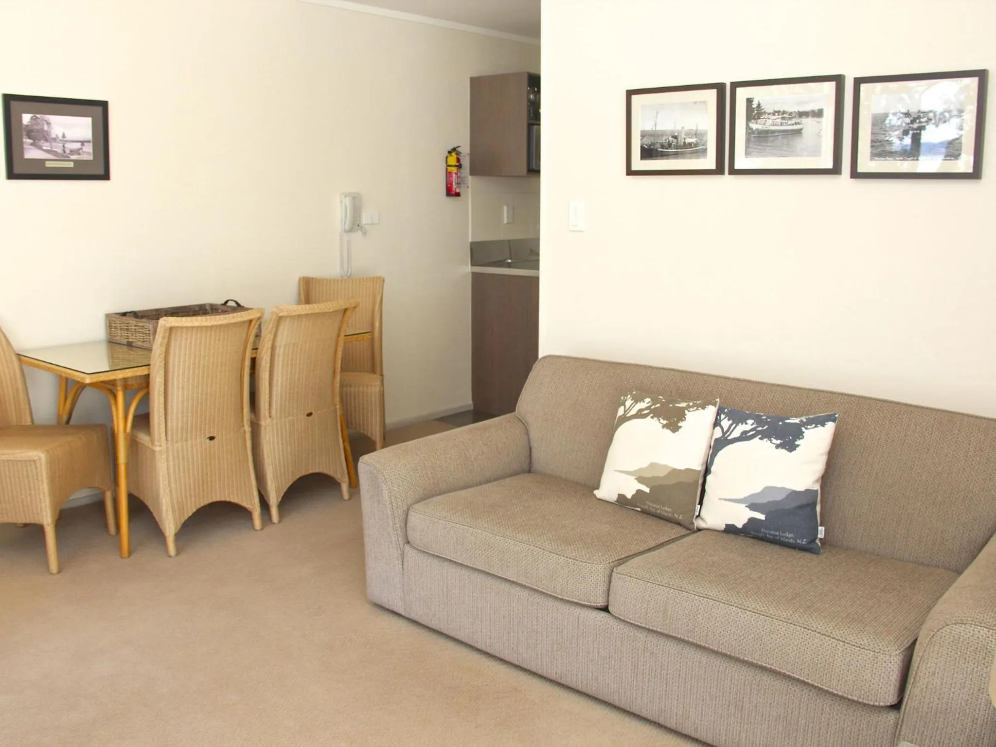Seating area in Hananui Lodge and Apartments