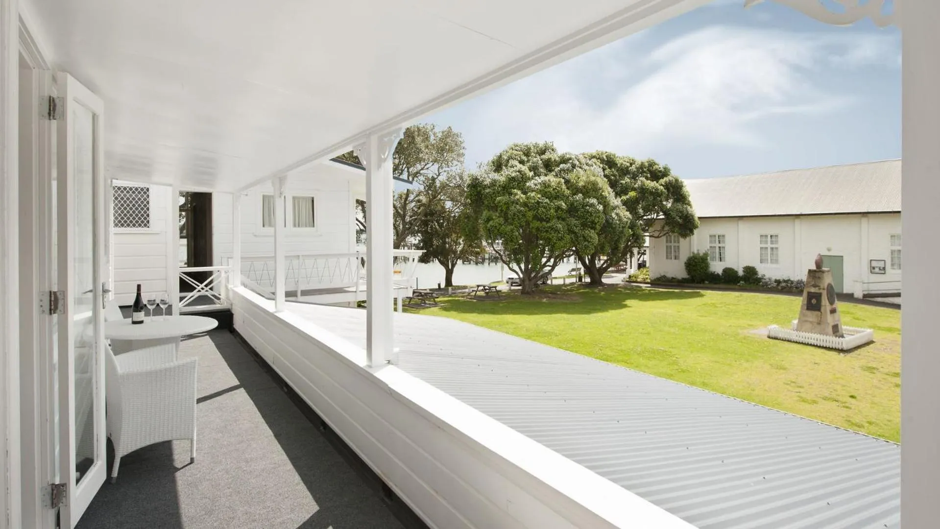 Sea view in Hananui Lodge and Apartments