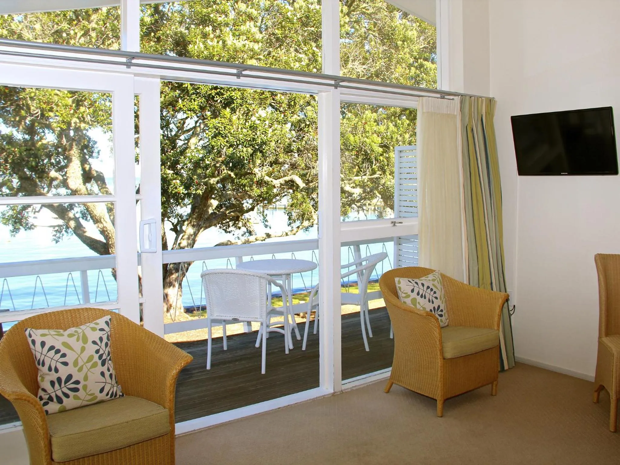 Sea view in Hananui Lodge and Apartments