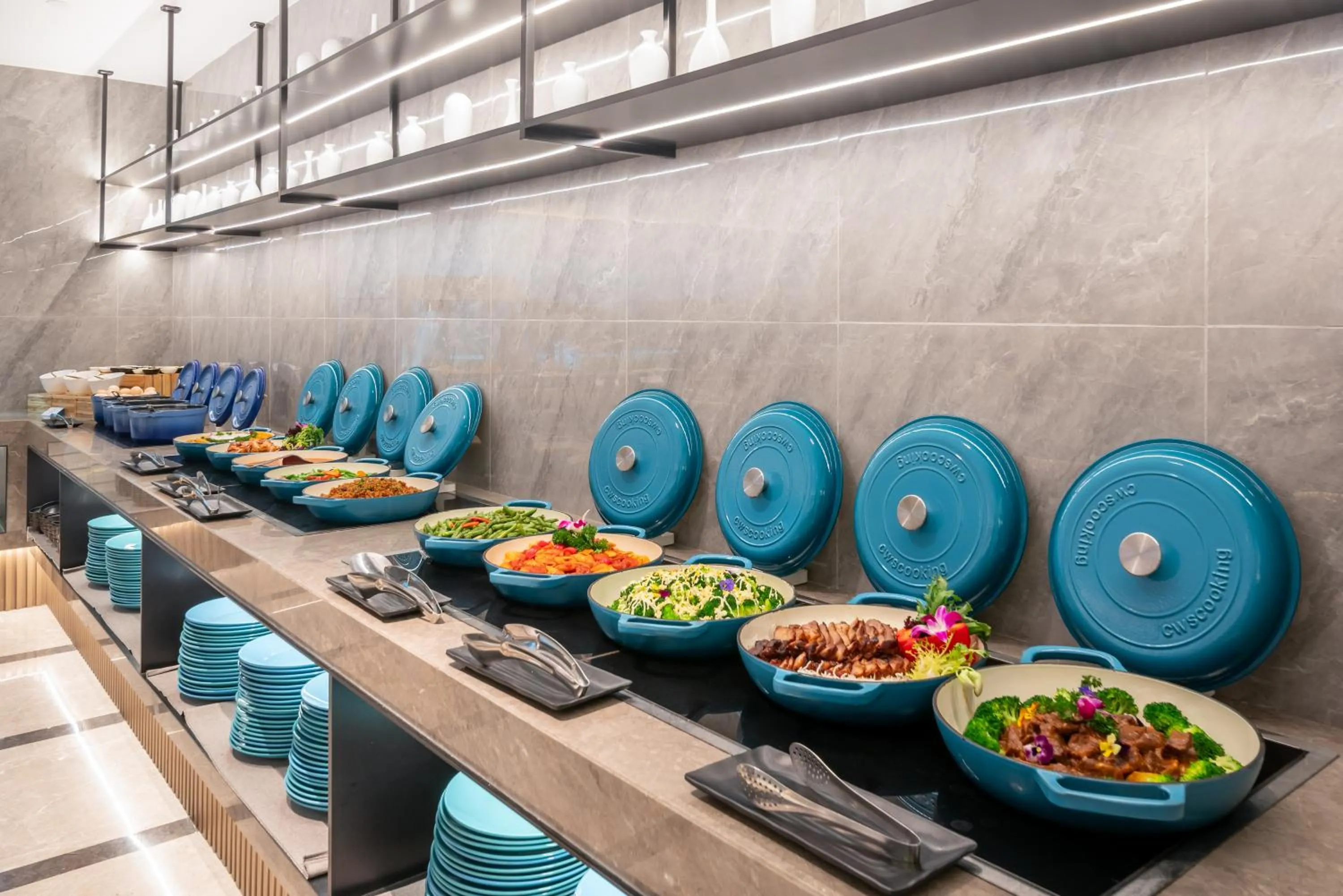 Buffet breakfast in SSAW Boutique Hotel Shanghai Bund