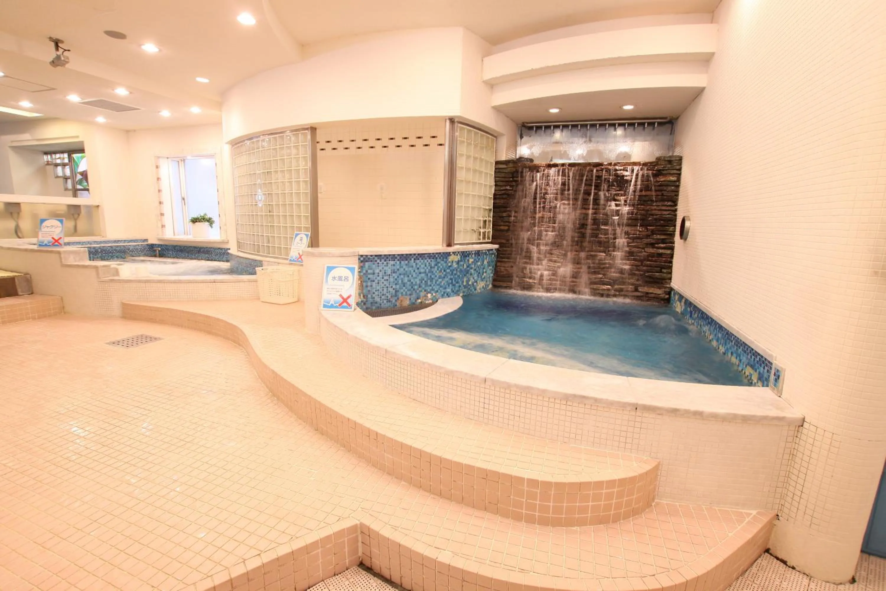 Hot Tub in Capsule Inn Osaka (Male Only)
