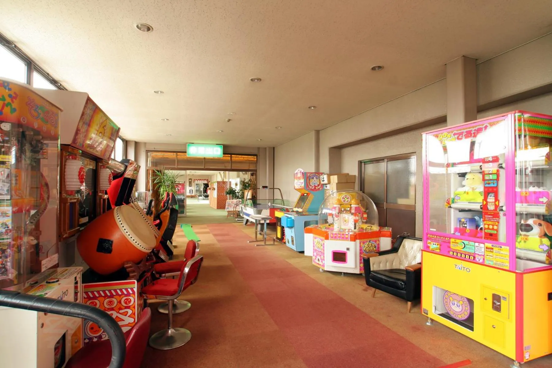 Game Room in 吸う温泉 湯治の宿 竜王ラドン温泉 湯ーとぴあ