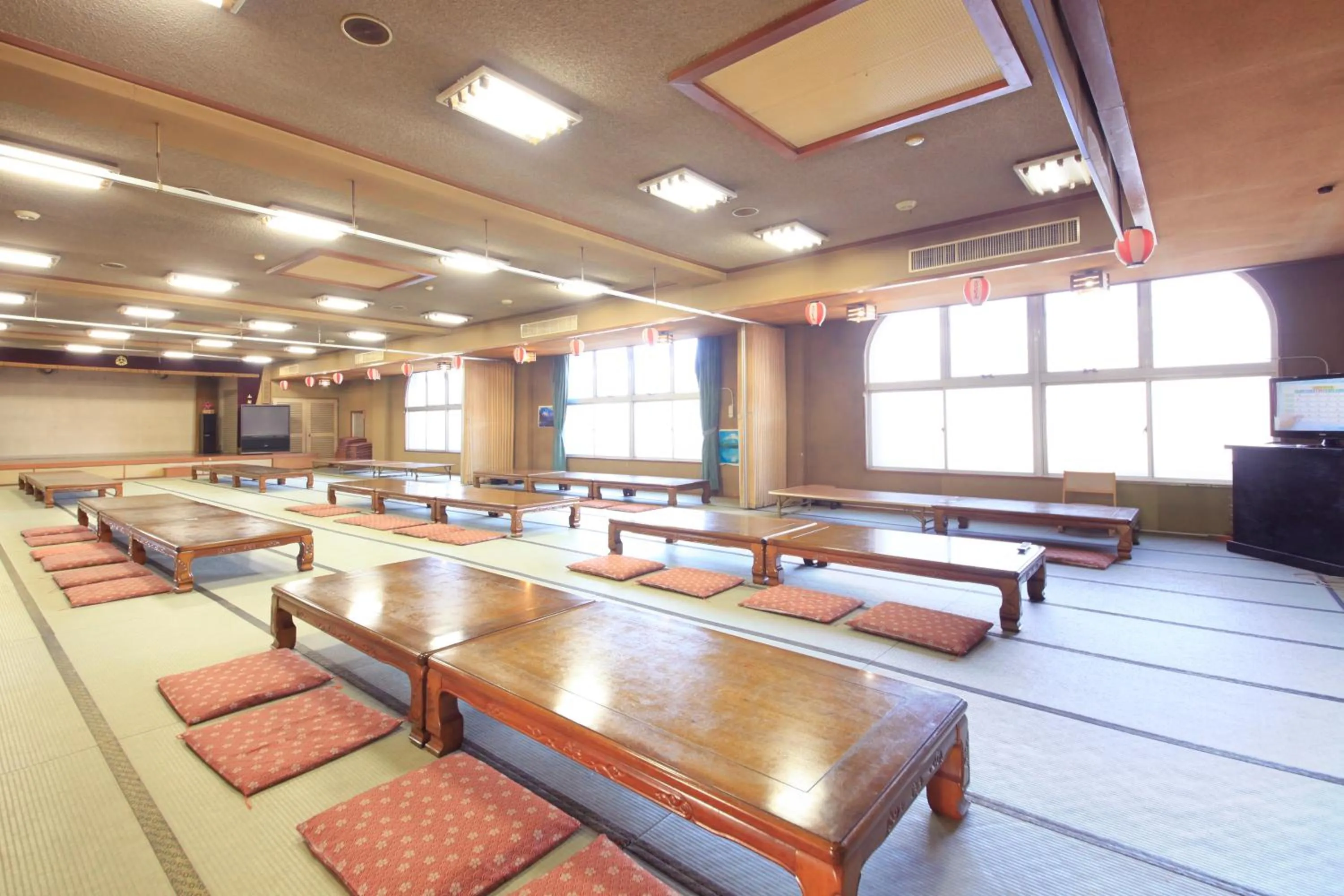 Restaurant/places to eat in 吸う温泉 湯治の宿 竜王ラドン温泉 湯ーとぴあ