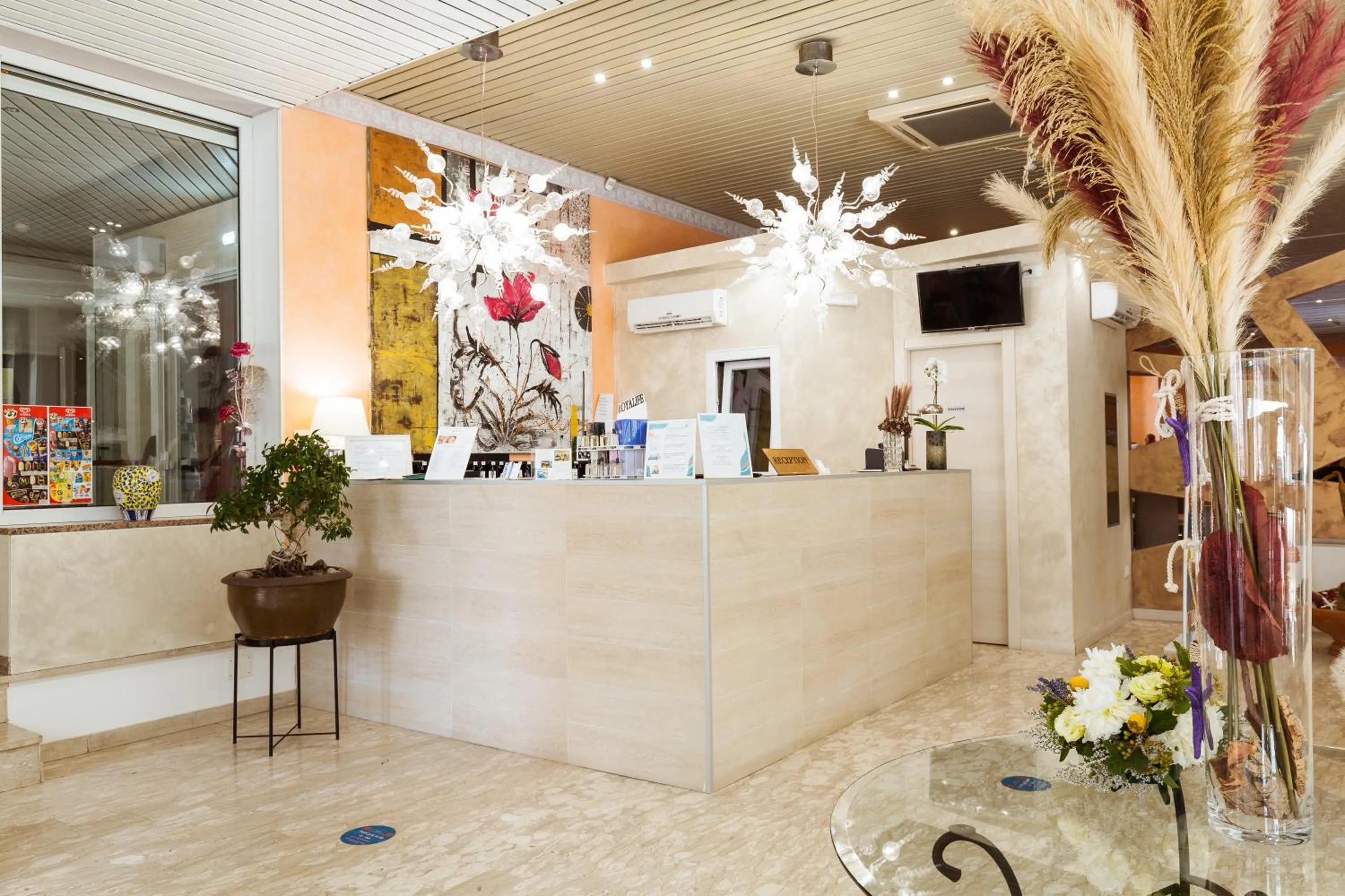 Restaurant/places to eat in Hotel al Nuovo Porto