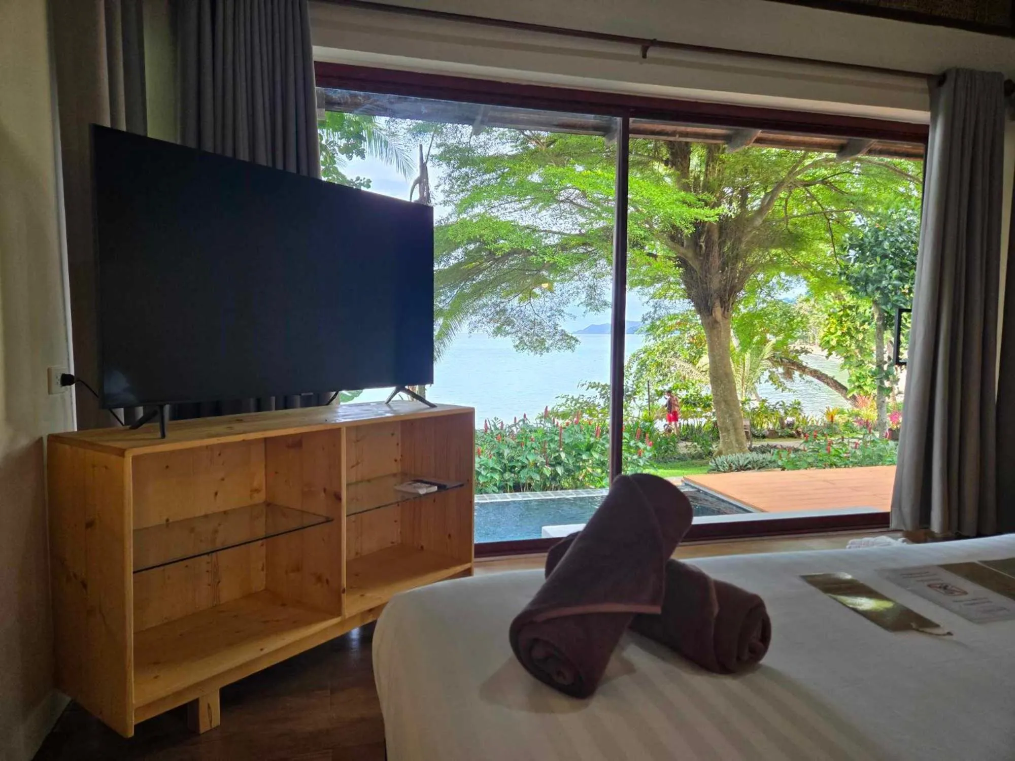 TV and multimedia, Bed in Siam Bay Resort