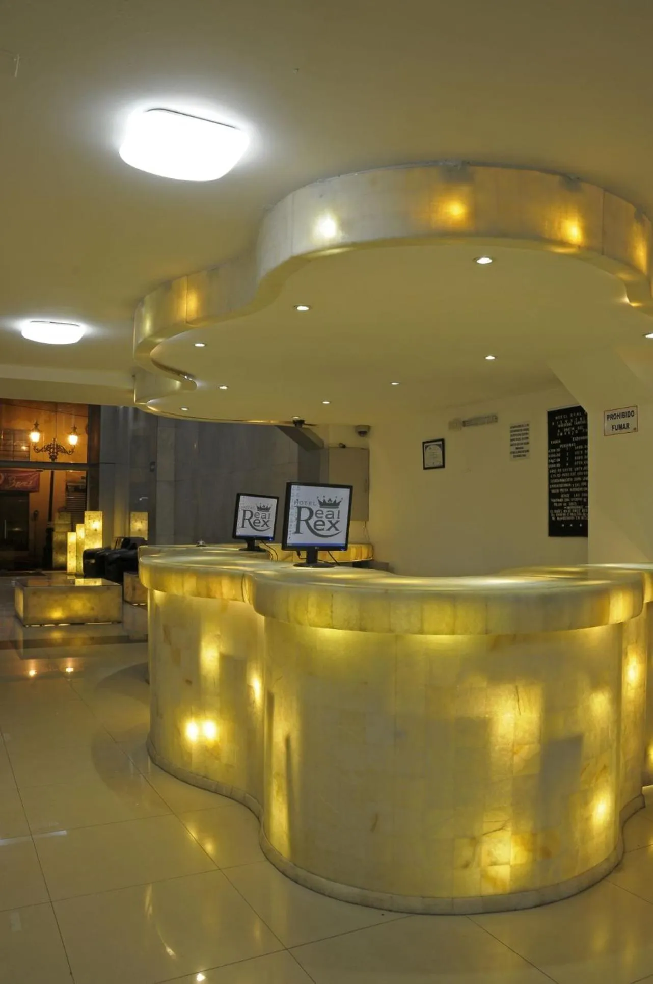 Lobby or reception in Hotel Real Rex
