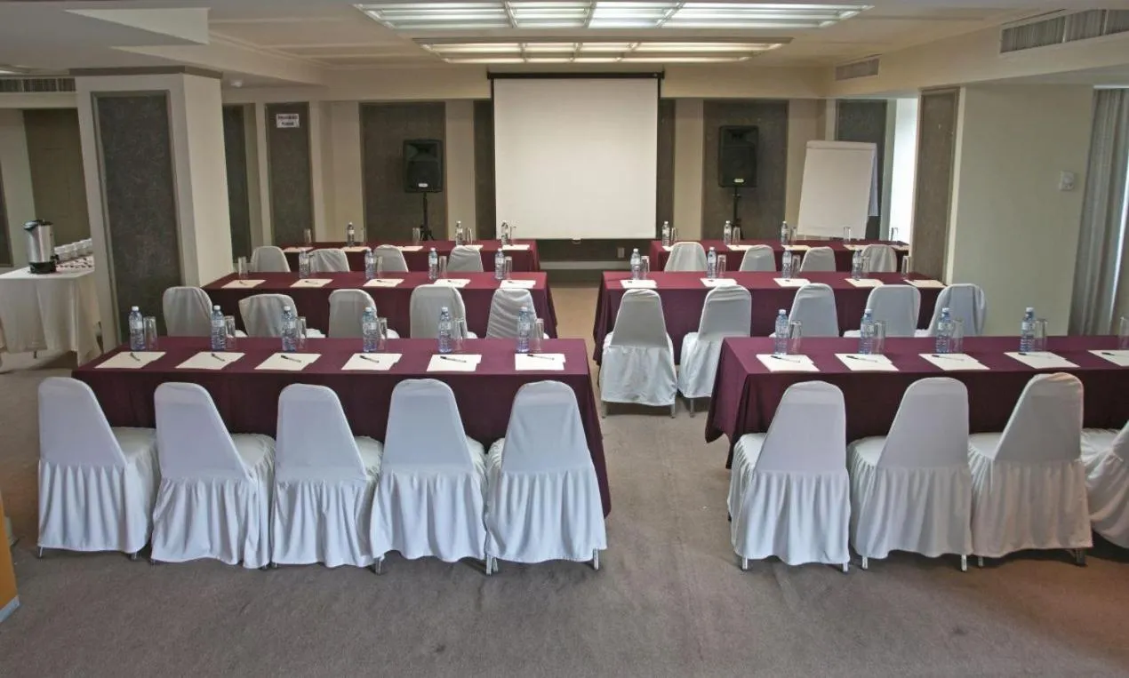 Meeting/conference room in Hotel Real Rex