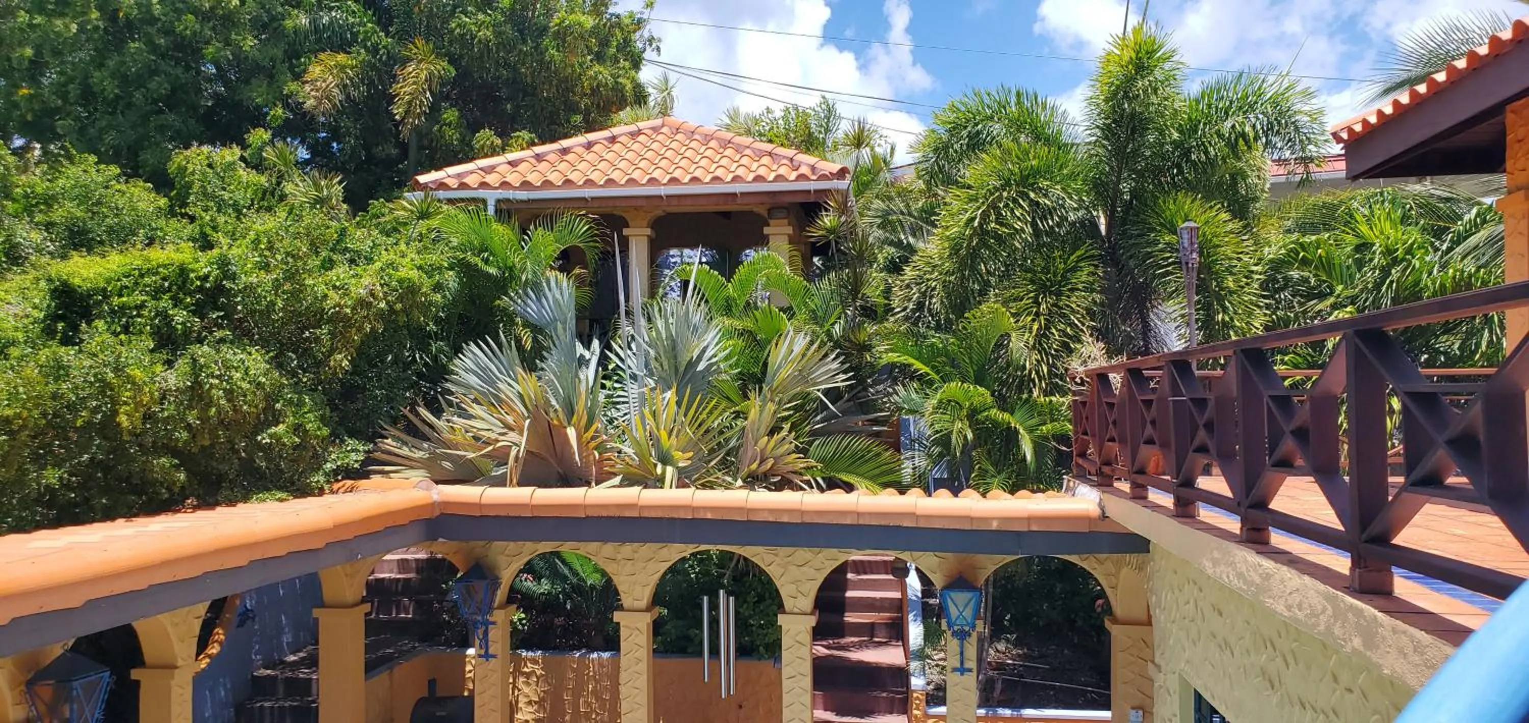 Reef View Pavilions - Villas & Condos