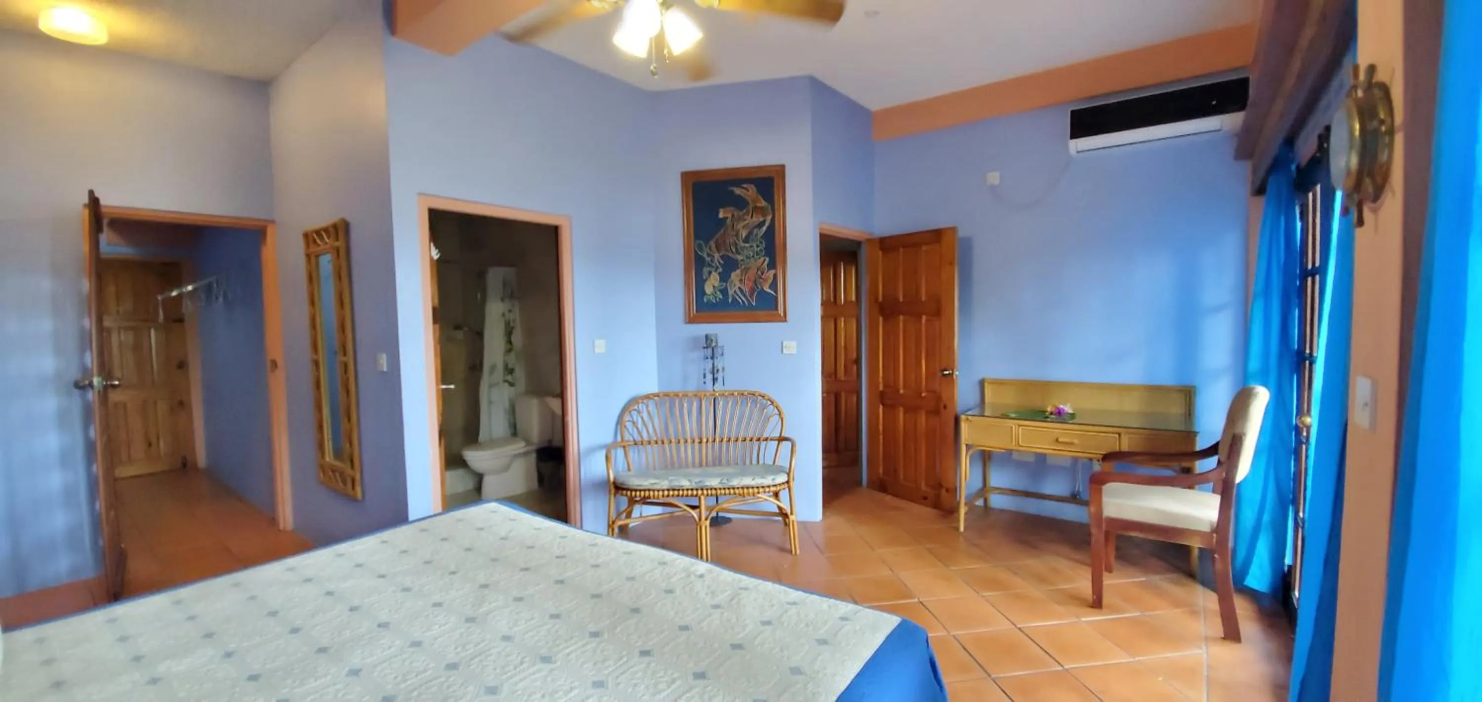 Bed in Reef View Pavilions - Villas & Condos