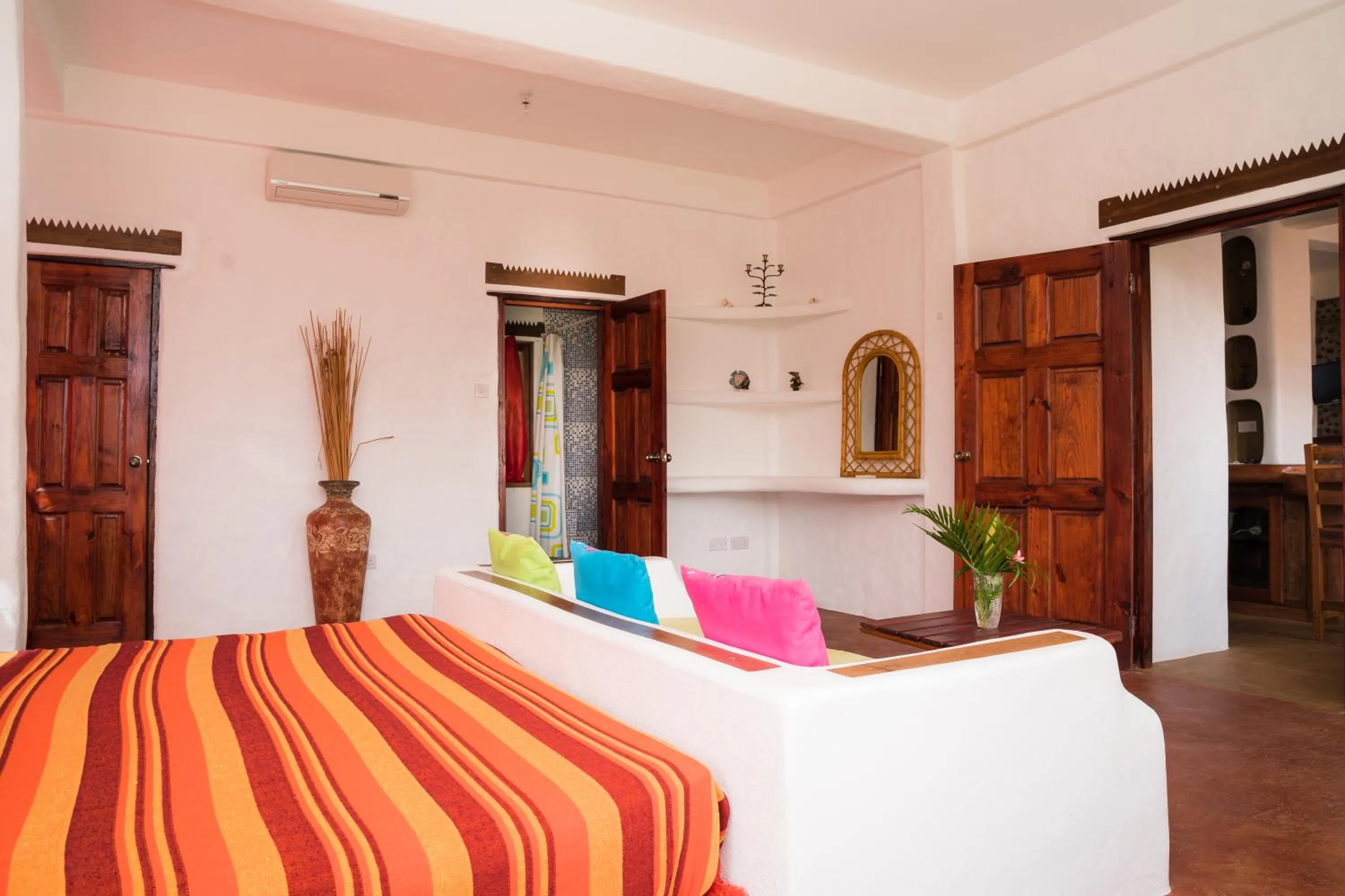 Bed in Reef View Pavilions - Villas & Condos