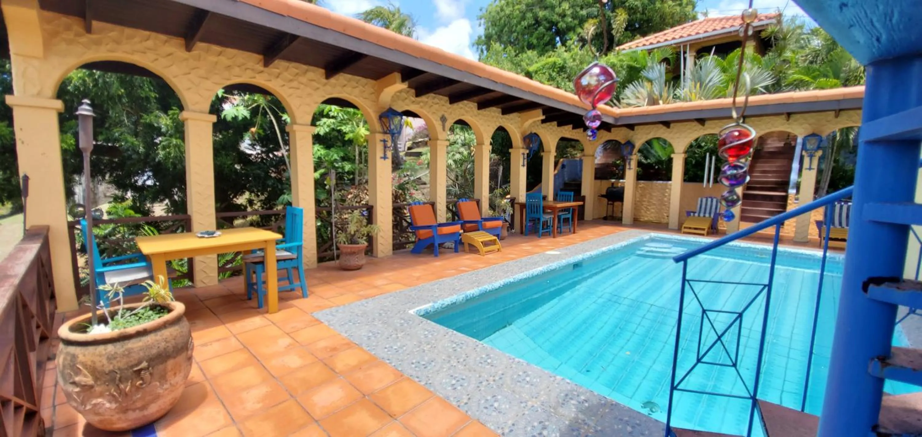 Reef View Pavilions - Villas & Condos