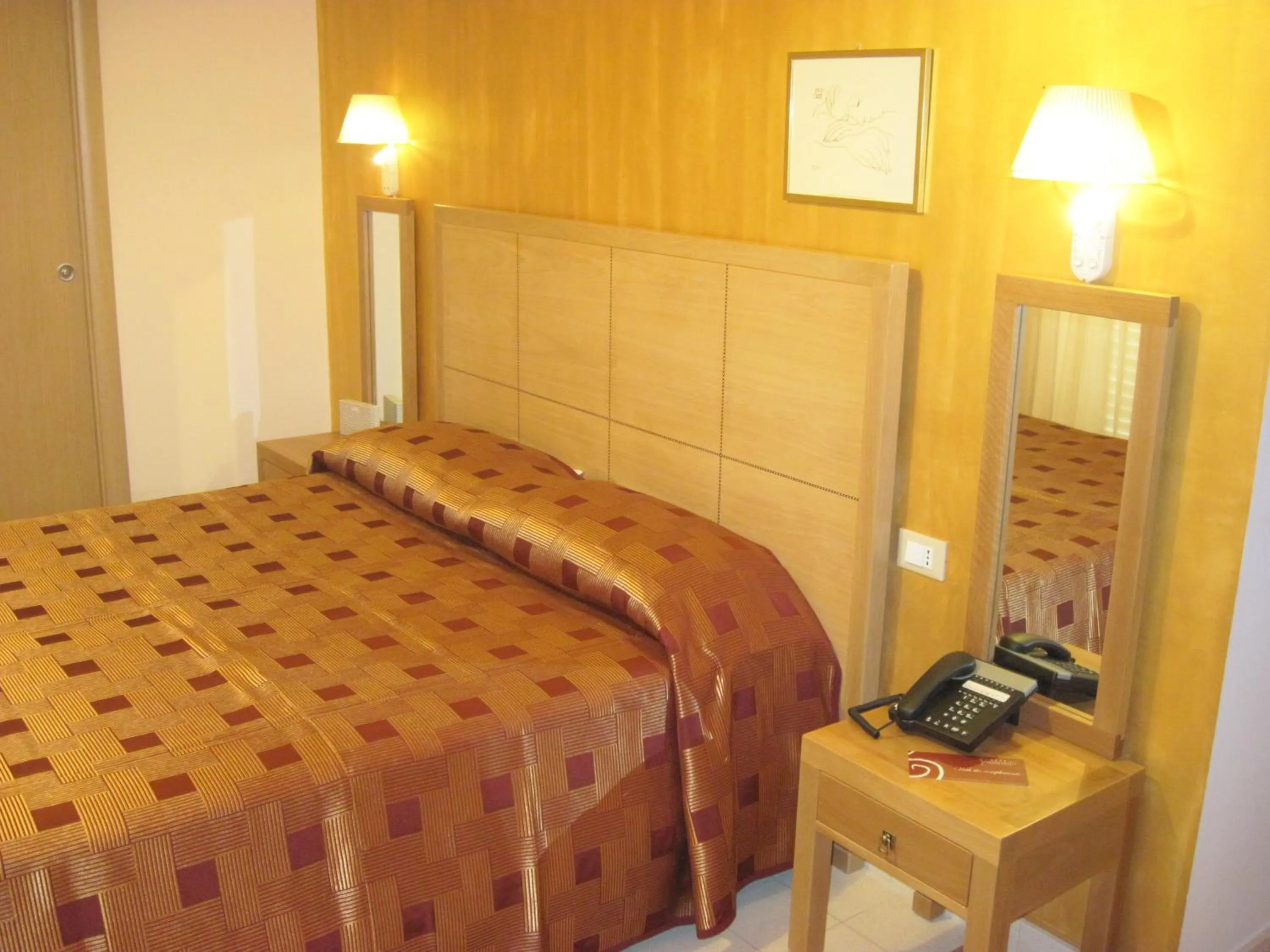 Decorative detail, Bed in Palace Hotel Una Nuova Strada