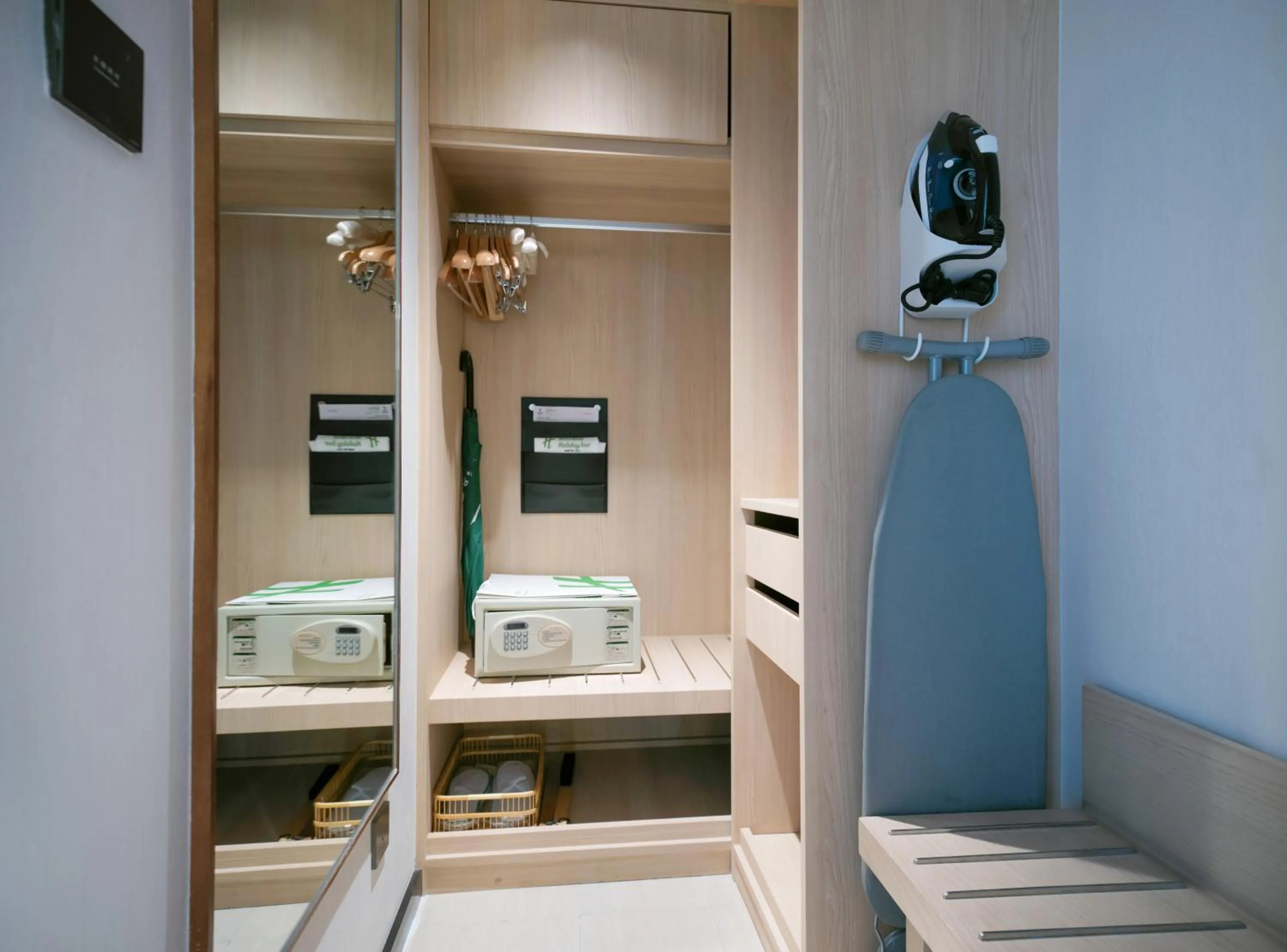 Holiday Inn Qingdao City Center by IHG - May 4th Square