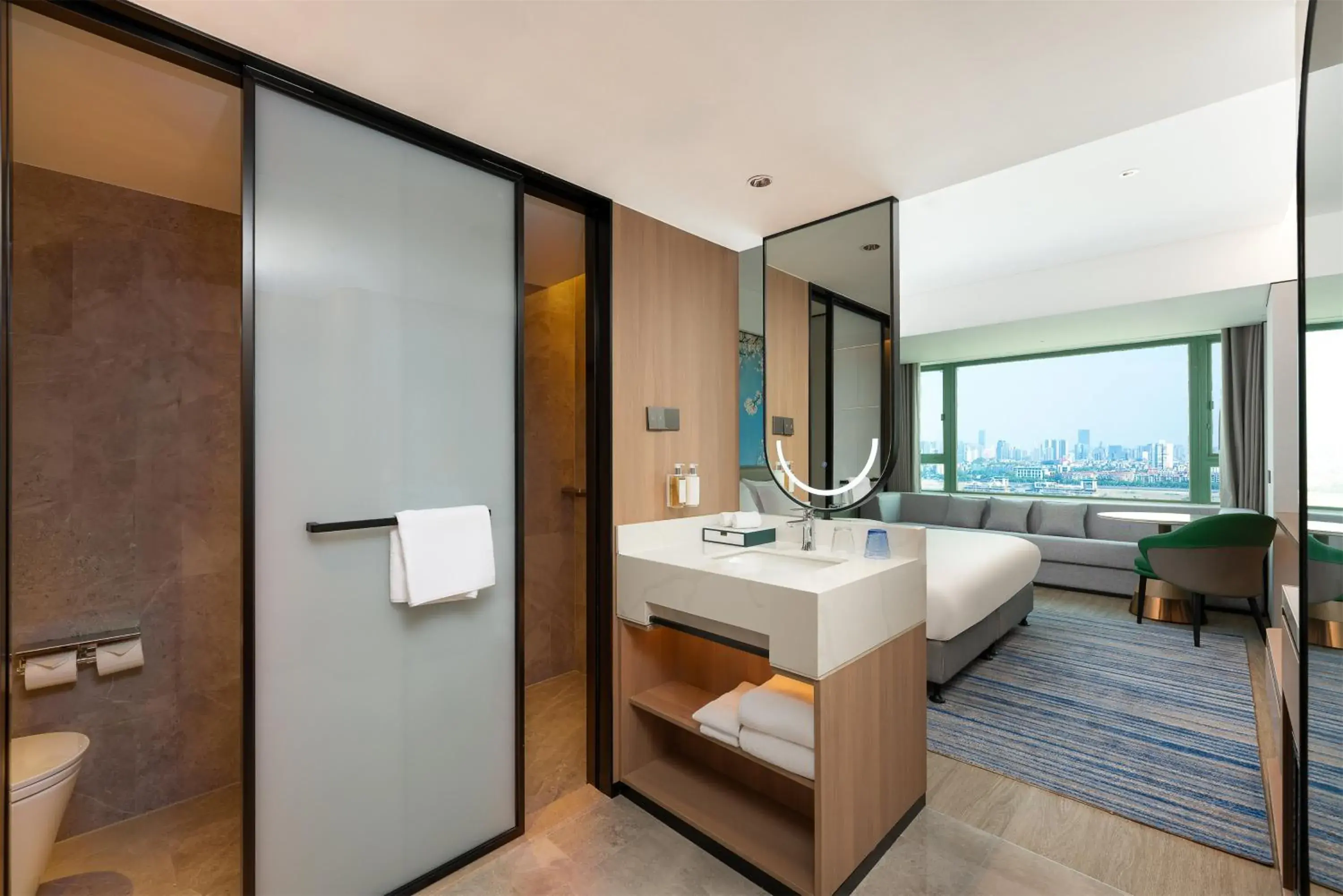 Premium Room in Holiday Inn Wuhan Riverside by IHG Premium Room in Holiday Inn Wuhan Riverside by IHG