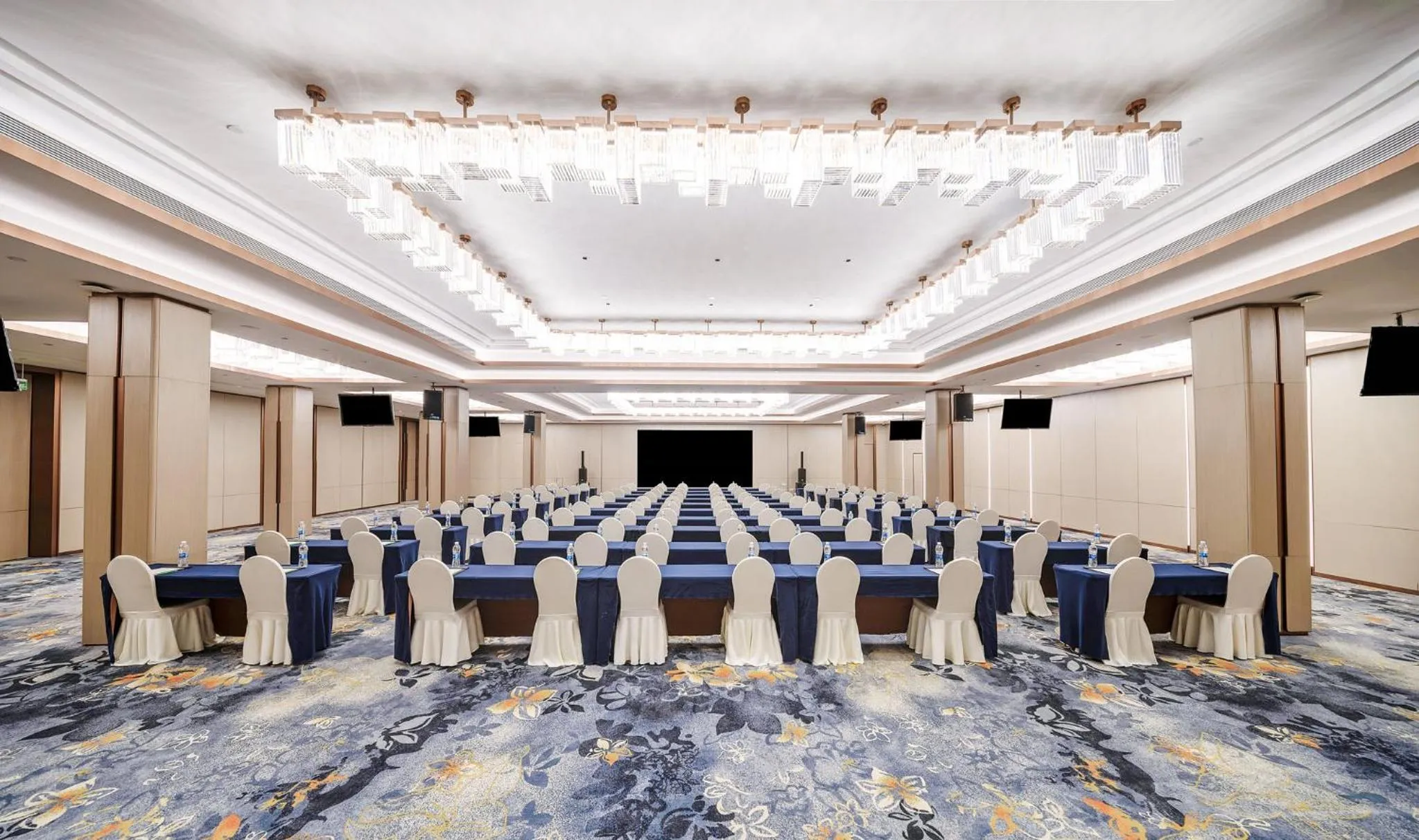 Banquet/Function facilities in Holiday Inn Wuhan Riverside by IHG