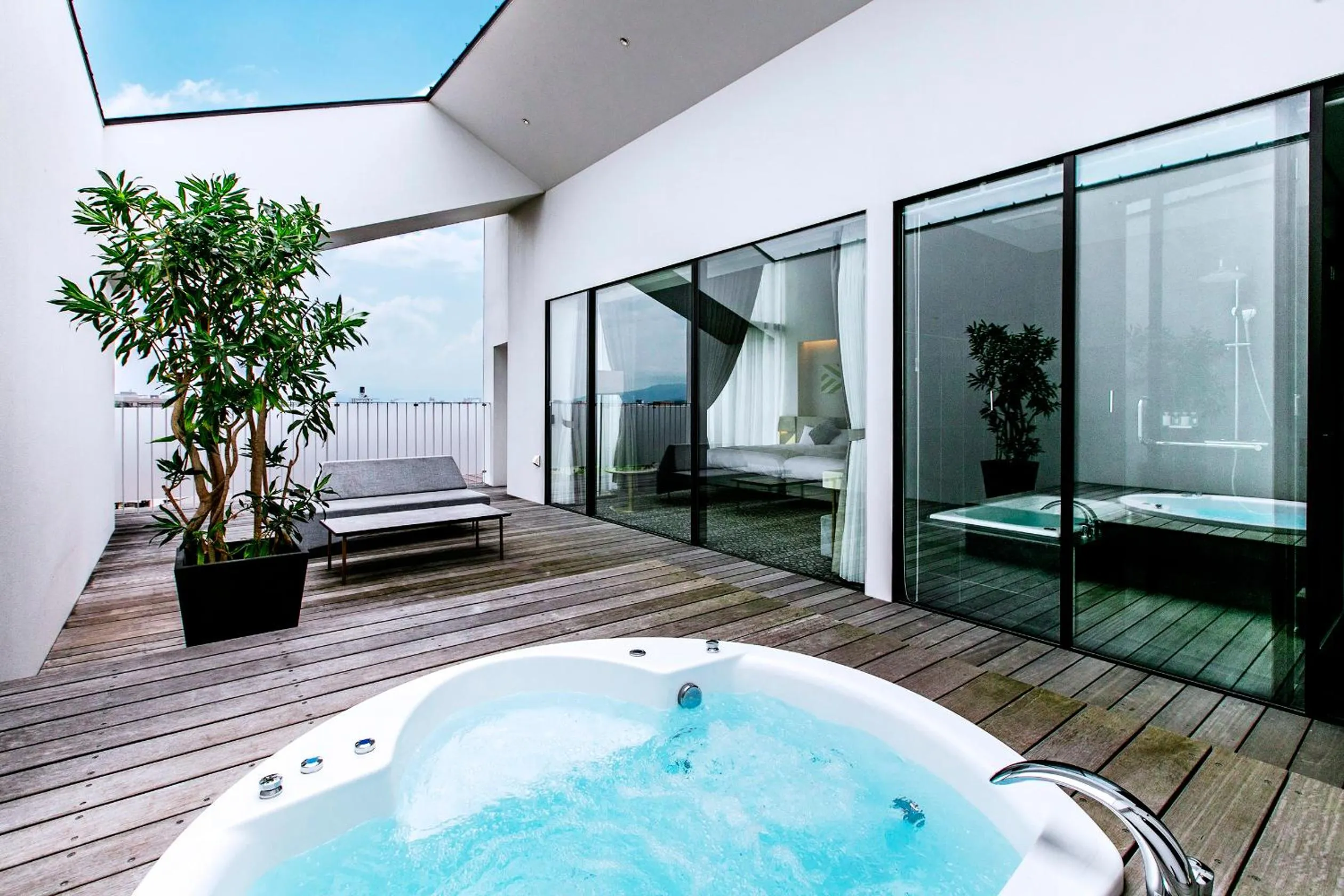 Photo of the whole room in Garden Terrace Saga Hotel & Resorts