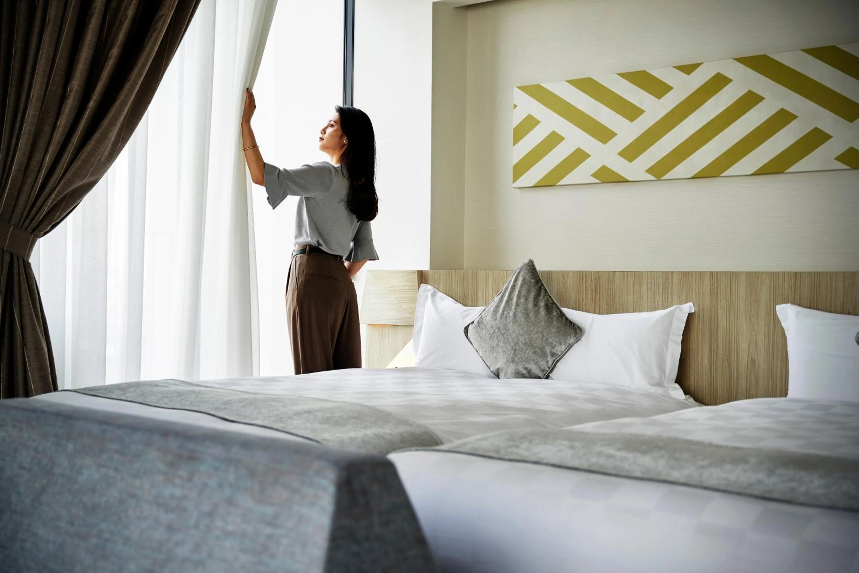 People, Bed in Garden Terrace Saga Hotel & Resorts