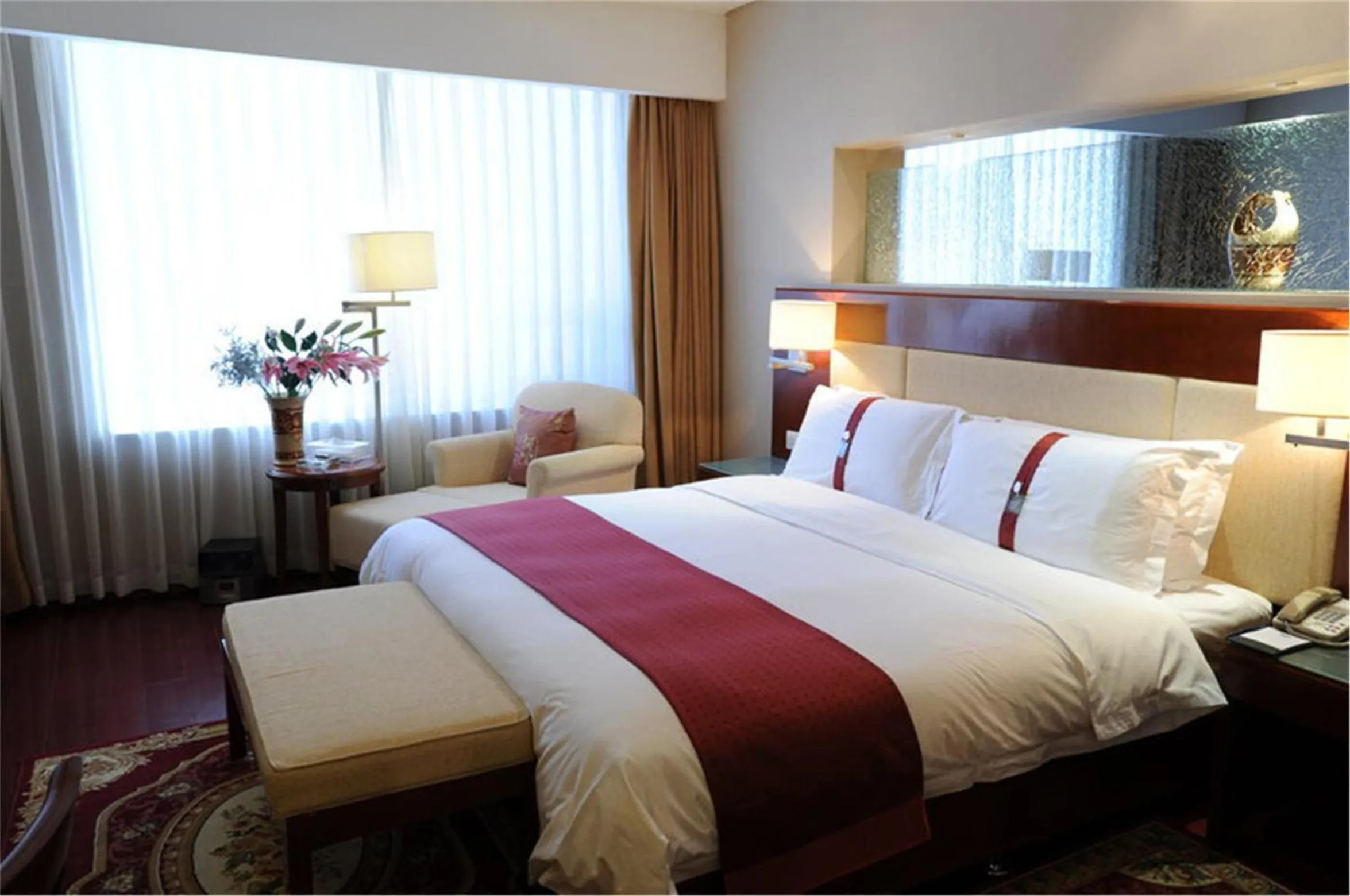 Bed in Holiday Inn Hohhot