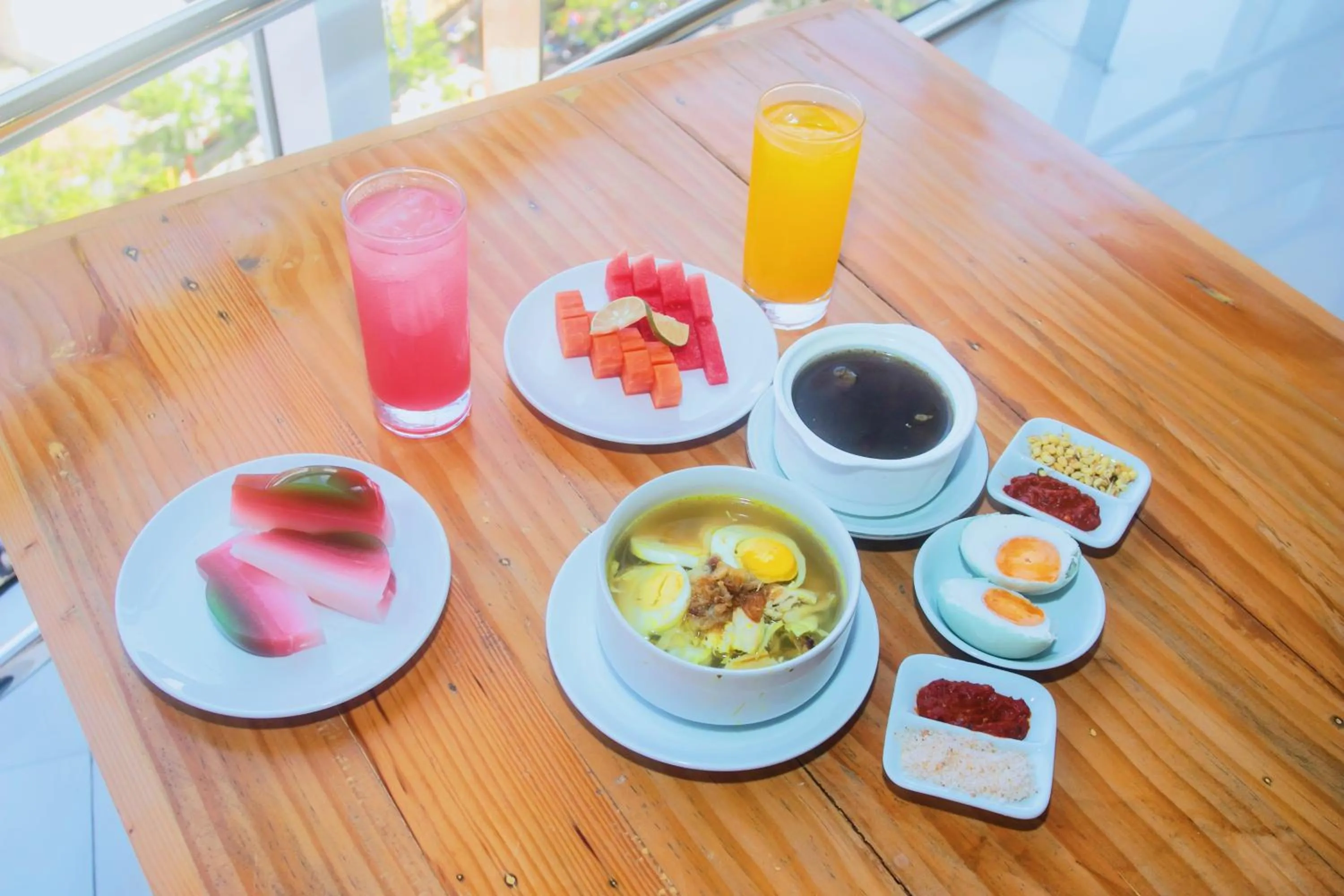 Continental breakfast in Choice City Hotel