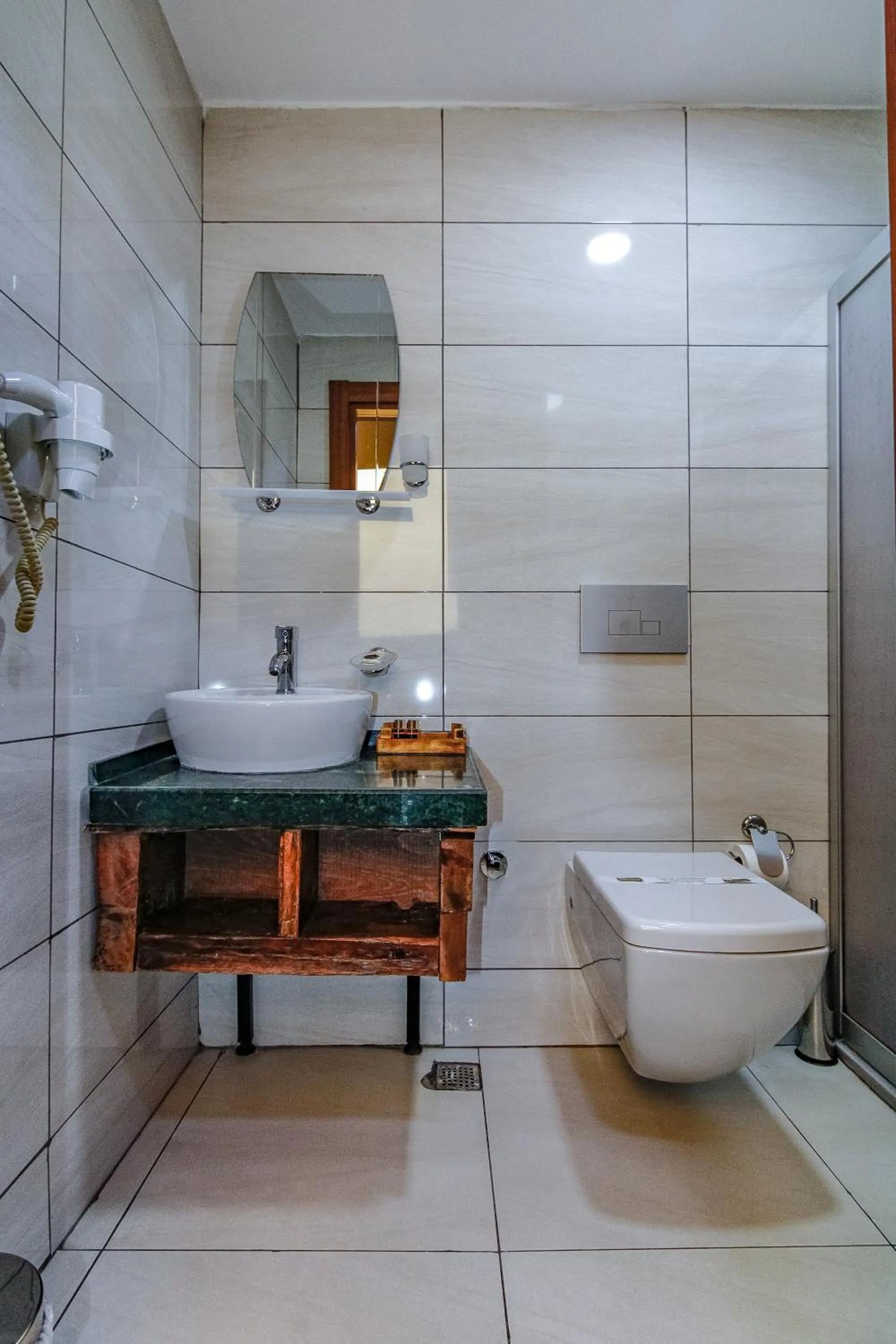 Toilet in Double DD Hotel