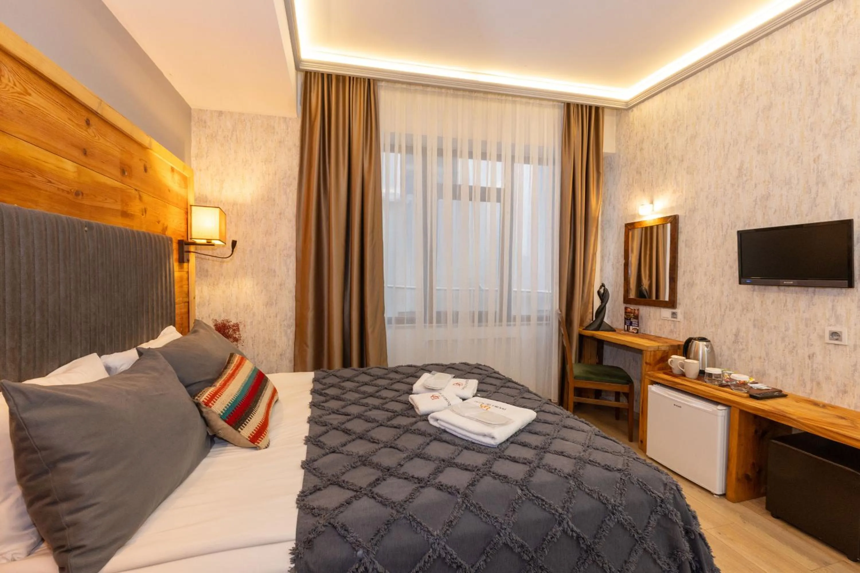 TV and multimedia, Bed in Double DD Hotel