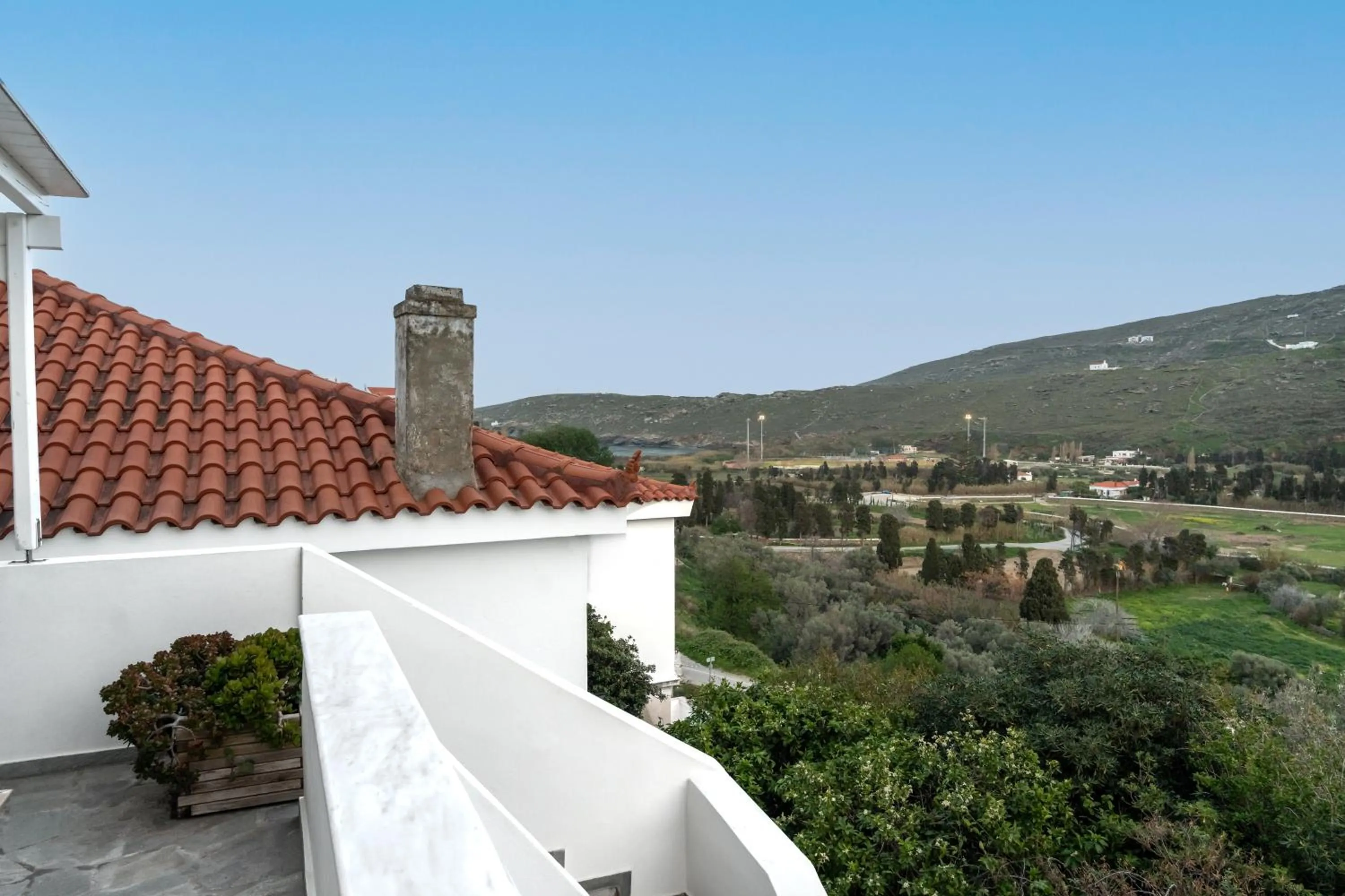 Day in Anemomiloi Studios