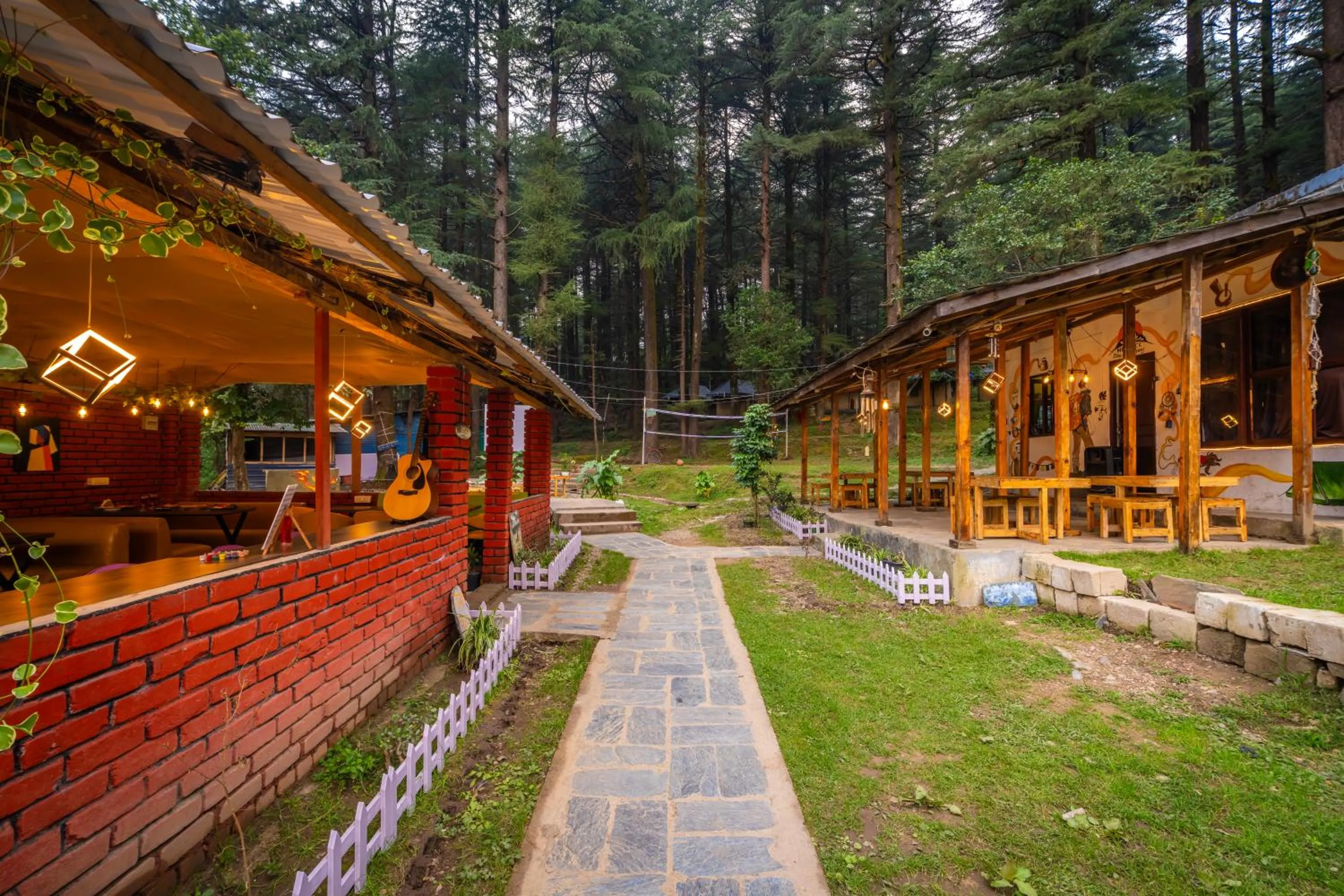 Restaurant/places to eat in Himtrek Stays,Mcleodganj