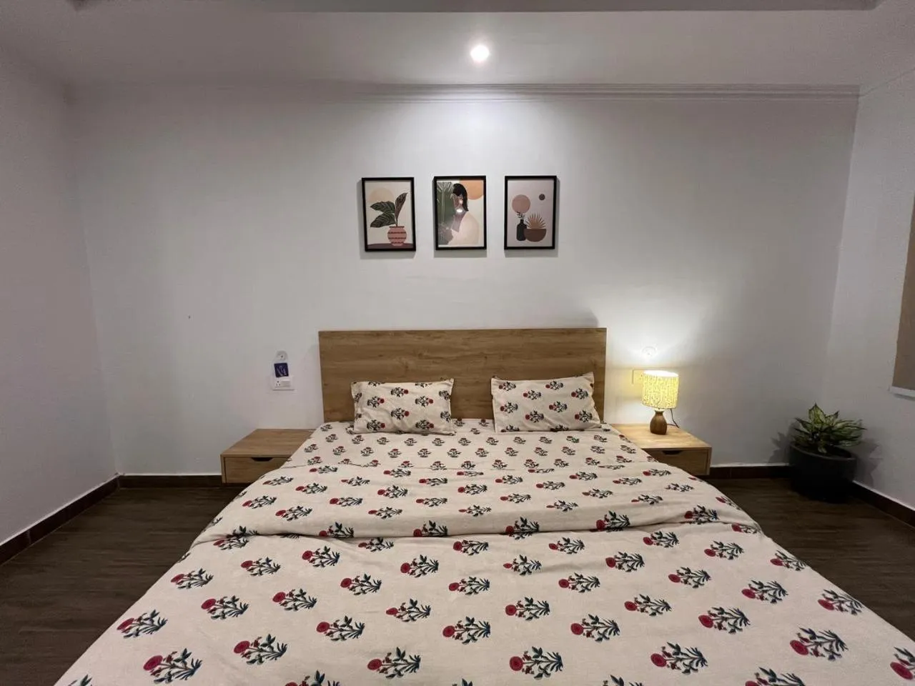 Photo of the whole room, Bed in Himtrek Stays,Mcleodganj