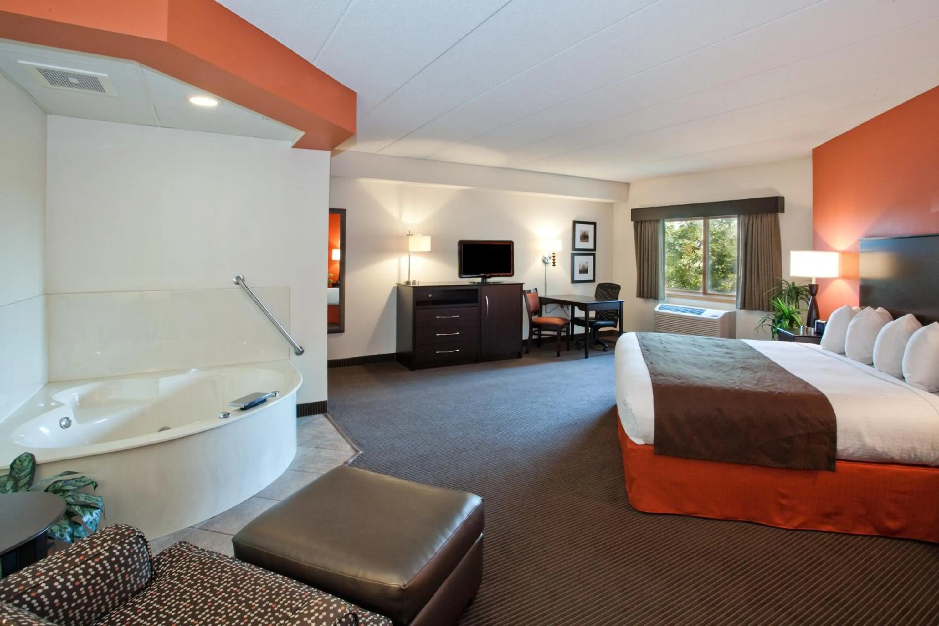 Day, Bed in AmericInn by Wyndham Chanhassen