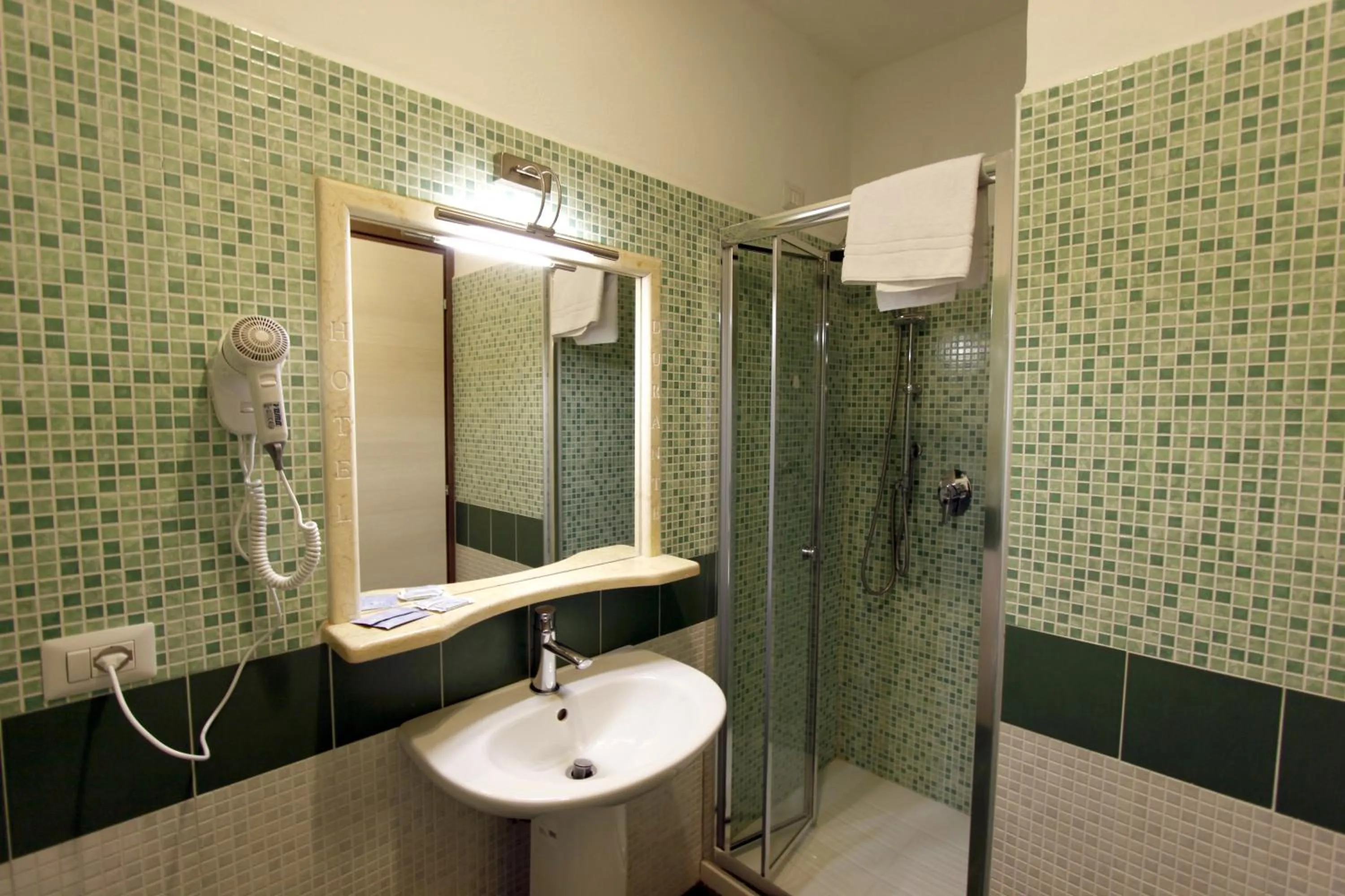 Bathroom in Lux Hotel Durante