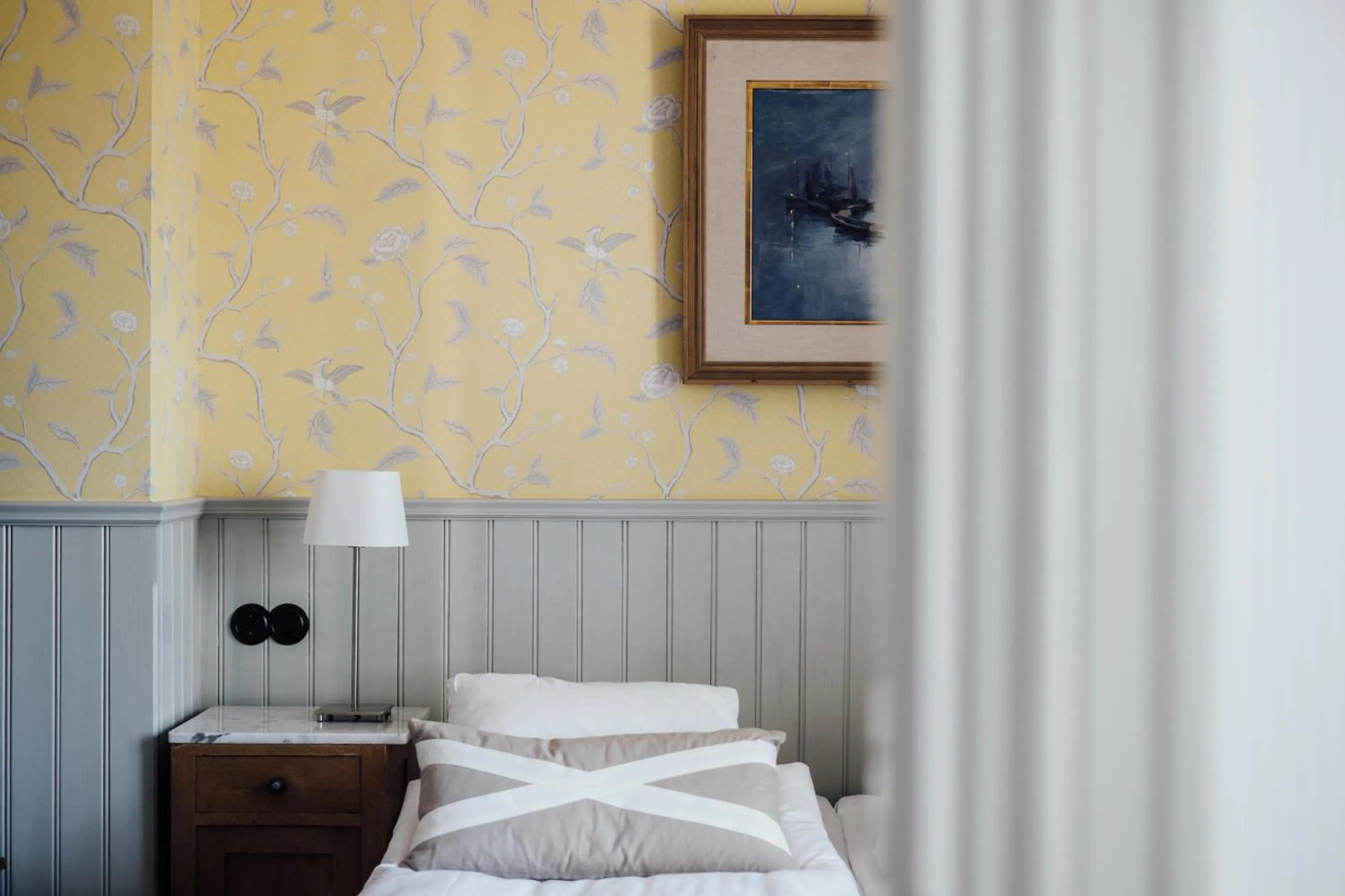 Bed in Kivikstrand Badhotell