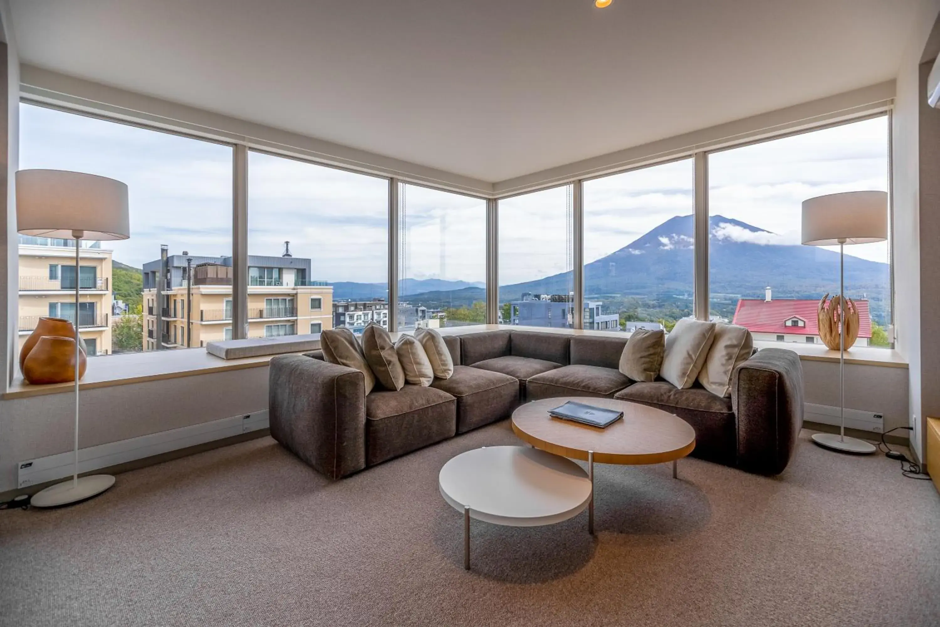 2 Bedroom Premier Suite in The Maples Niseko 2 Bedroom Premier Suite in The Maples Niseko