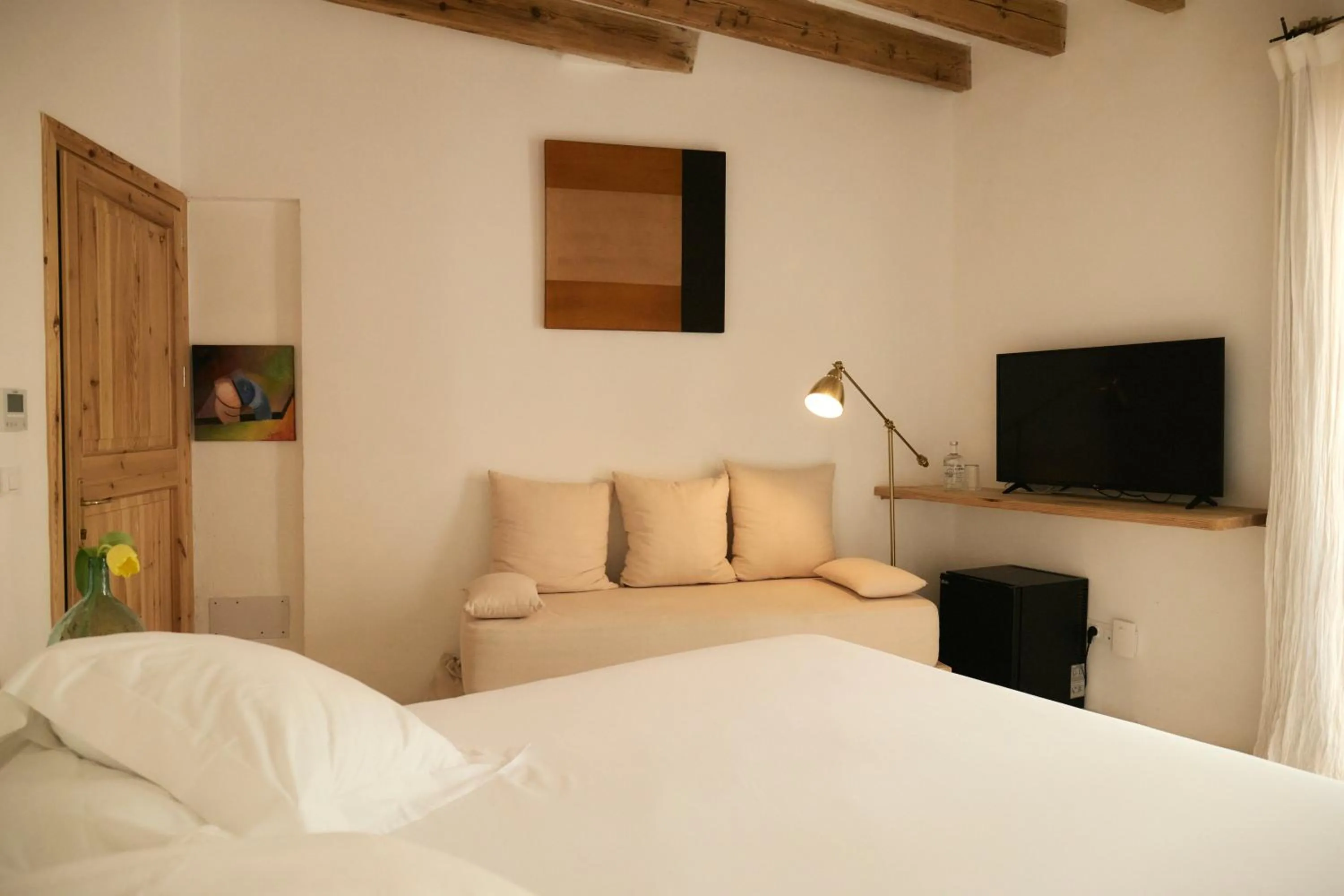 Bed in Hotel Forn Nou