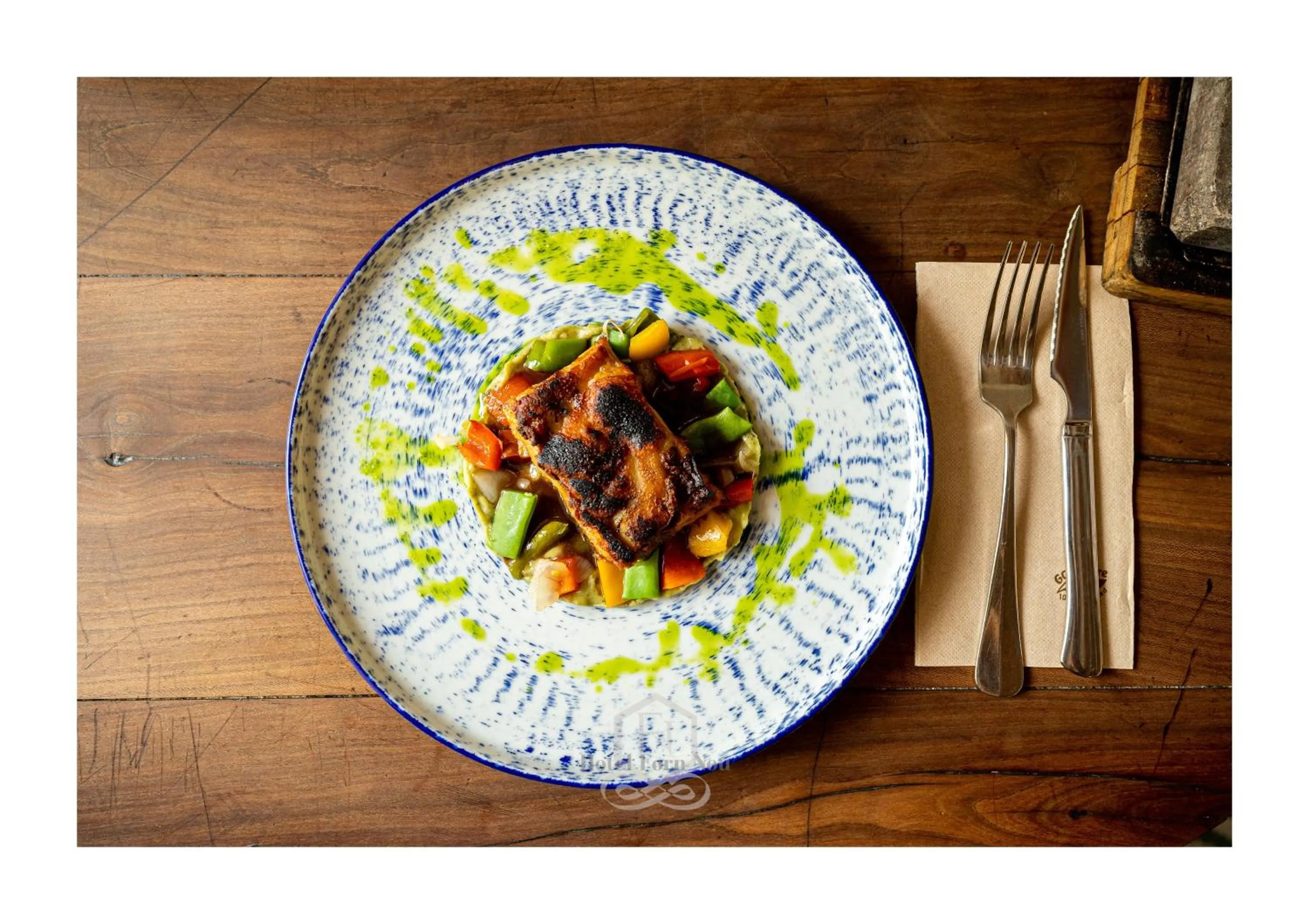 Restaurant/places to eat in Hotel Forn Nou